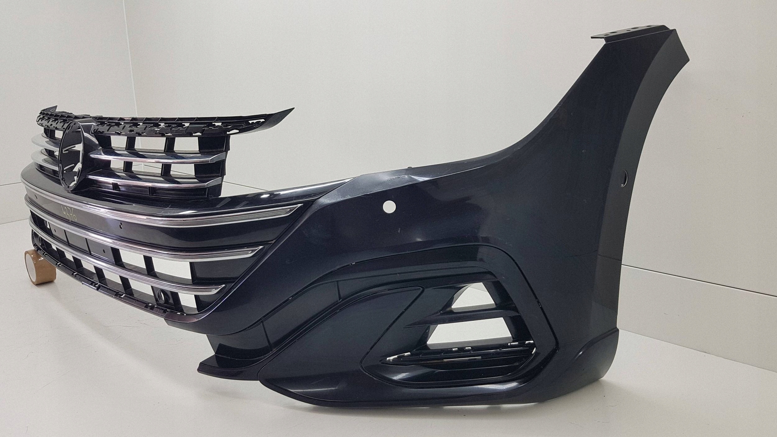 VW ARTEON R LINE 2017 - bumper front 3G8.807.795