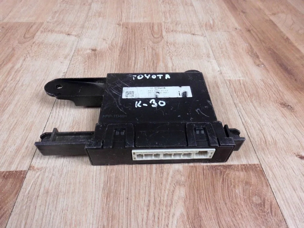 88650-02L40 - Модуль кондиционера Toyota Corolla E21