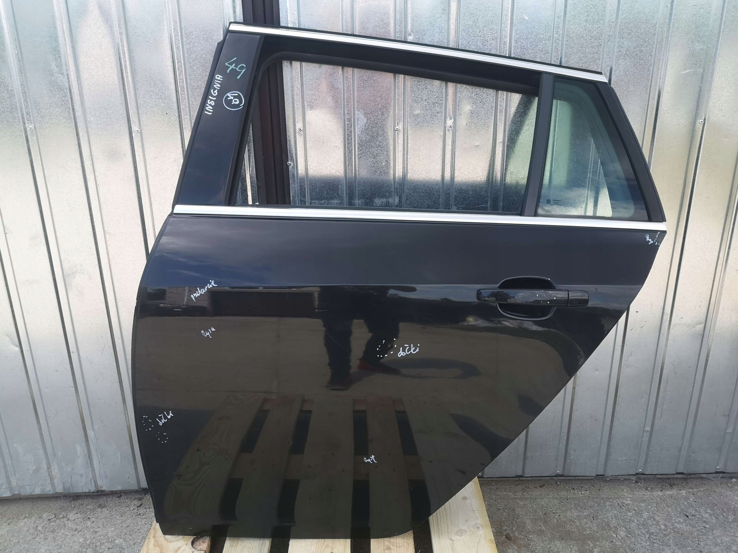 ДВЕРИ ЛЕВЫЙ ЗАД. OPEL INSIGNIA A Z22c 08-13 УНИВЕРСАЛ