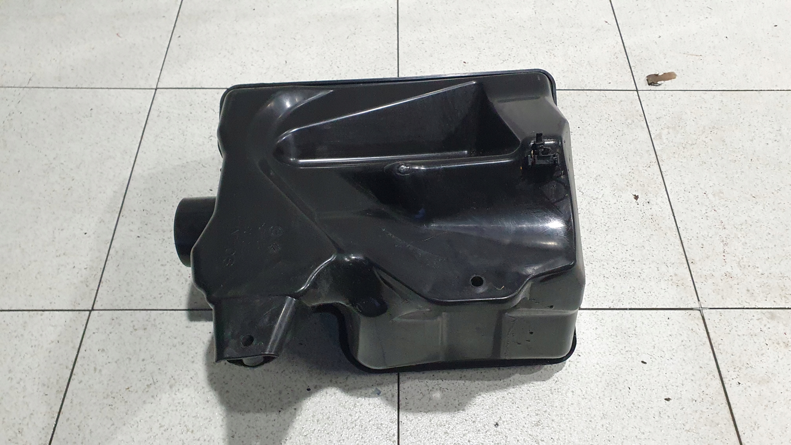 2707037 - Бачок Омивача Scania R S