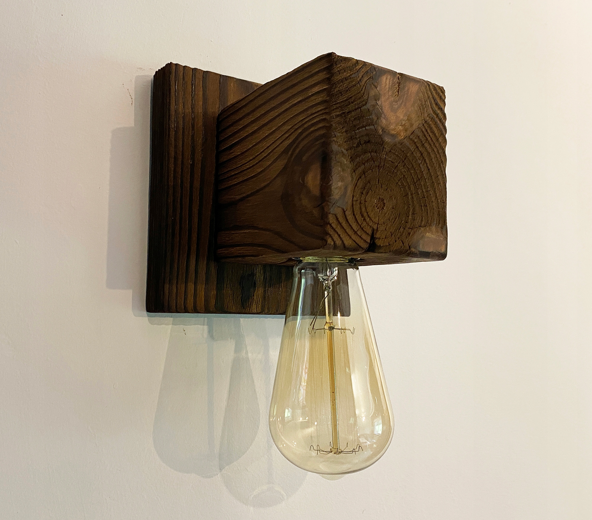 Krótki Kinkiet drewniany lampa z włącznikiem stara Długość/wysokość 12.5 cm