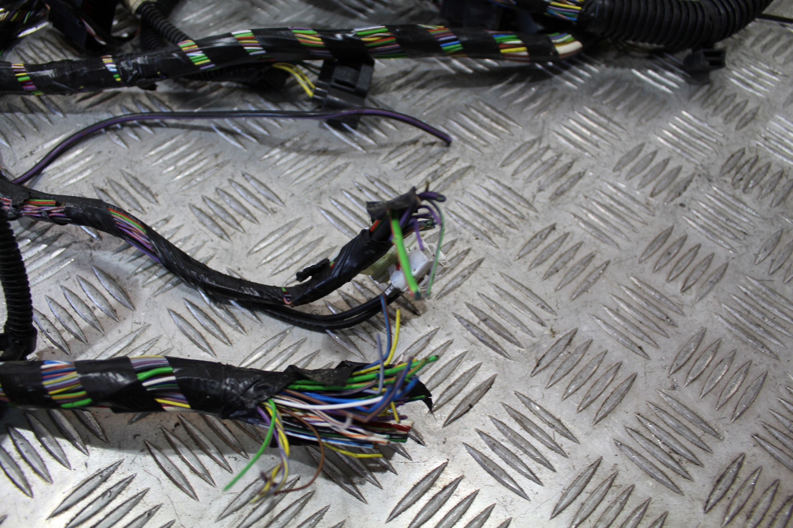 bundle electrical of the interior TYLU FORD KUGA MK2