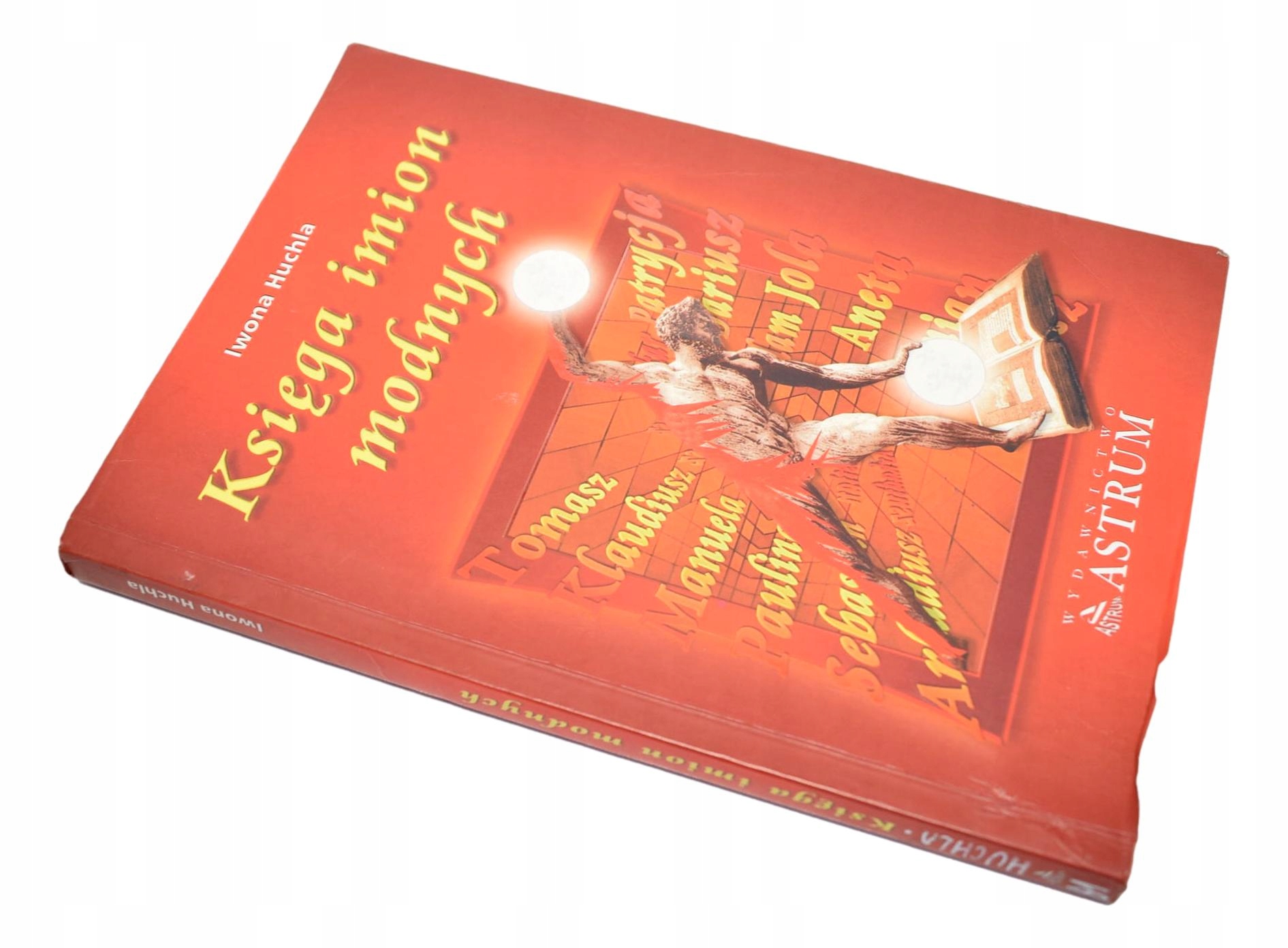 KSIĘGA IMION MODNYCH Huchla