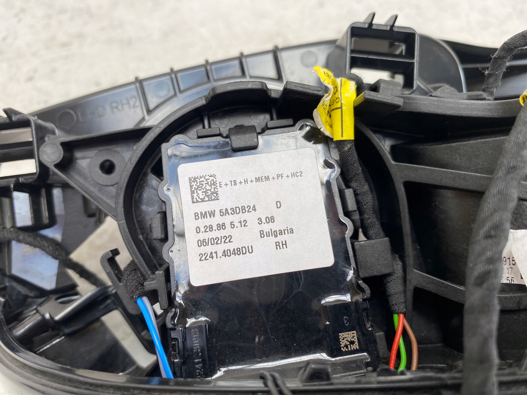 BMW G80 M3 G81 M3 20- mirror right support 5A3DB24