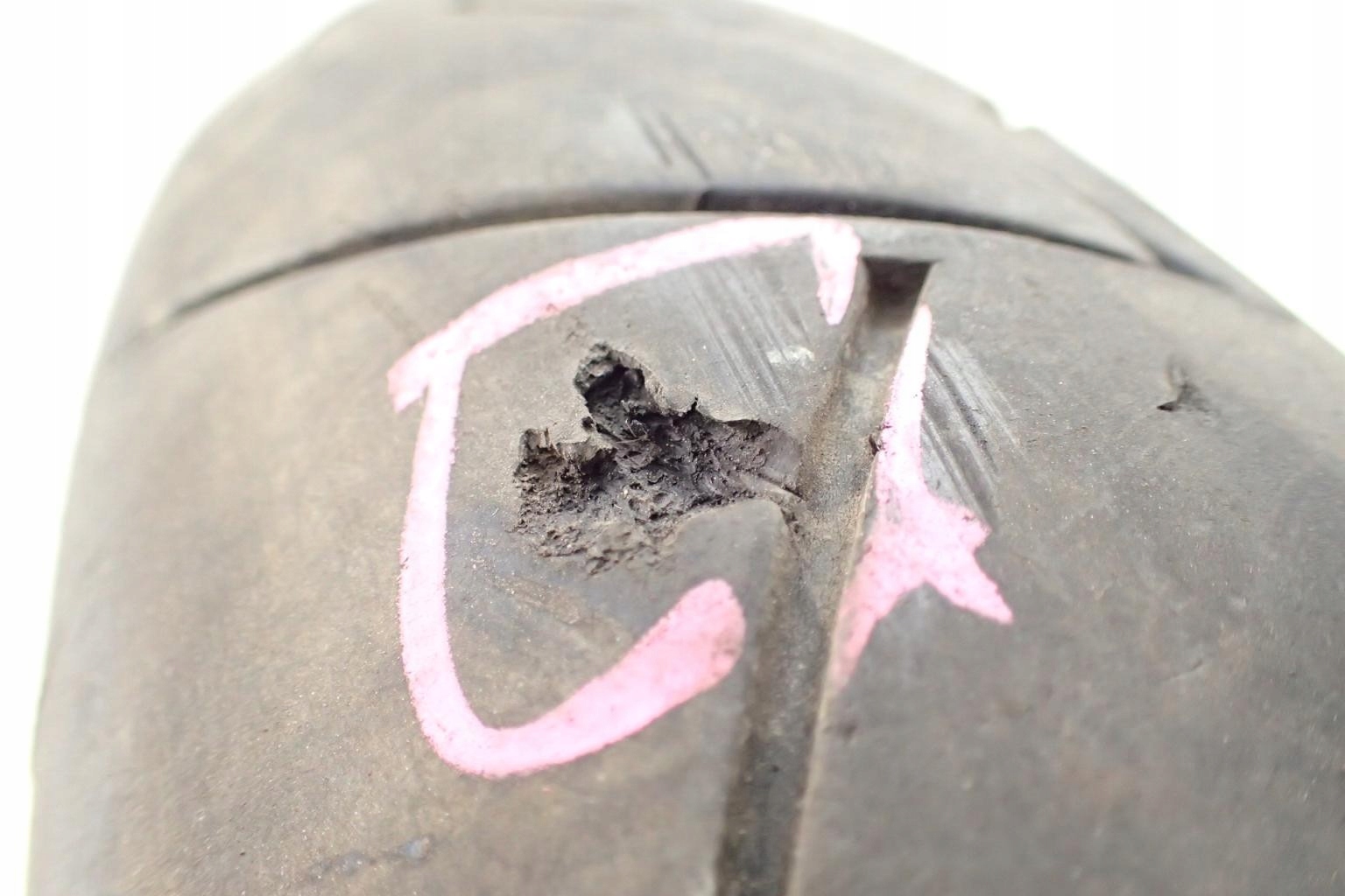 Continental Contiroadattack 2 Evo 120/70/17 3,6mm Średnica 17