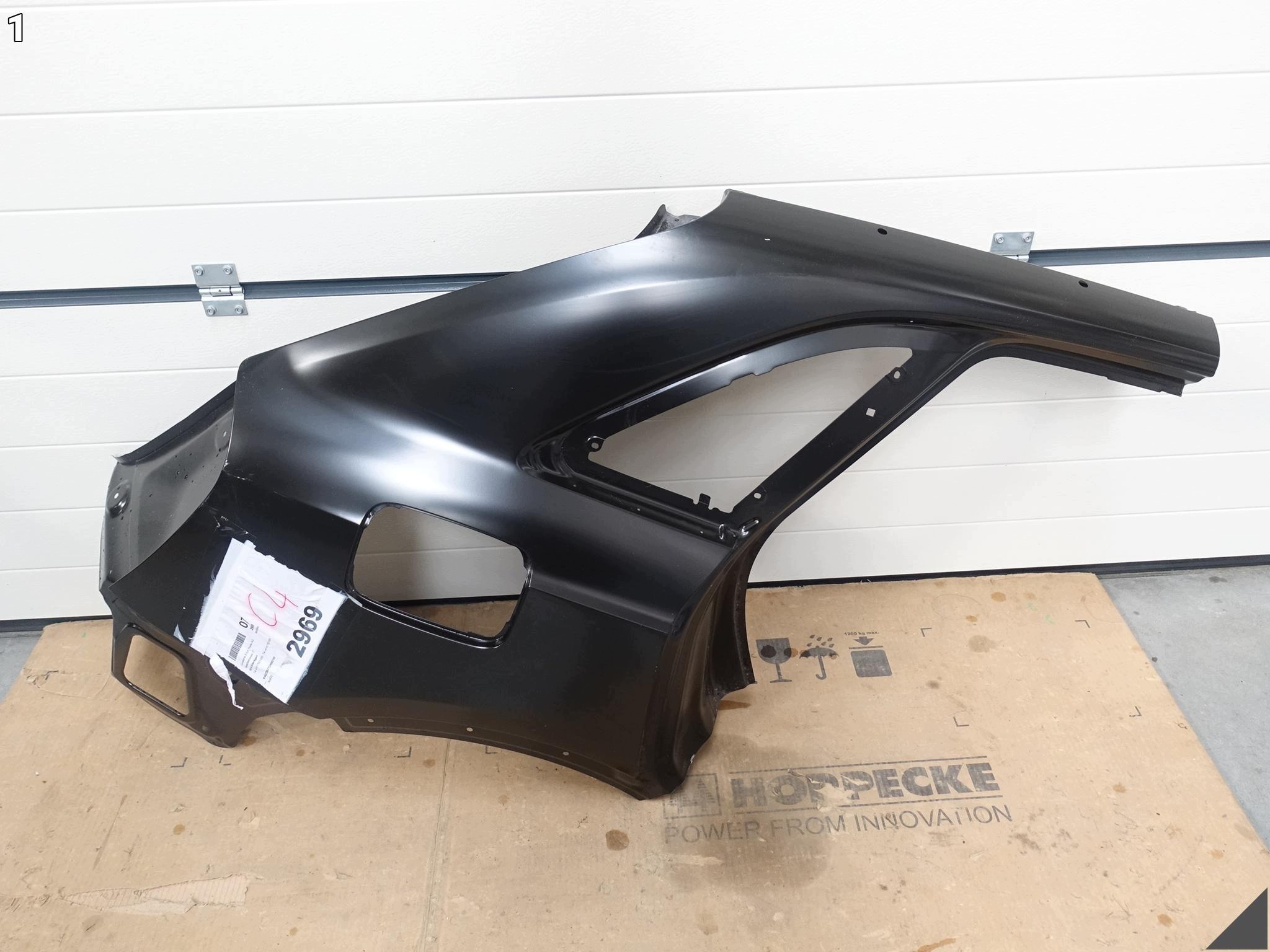 AUDI Q3 8U0 11-18 LIFT PANEL fender side right rear part