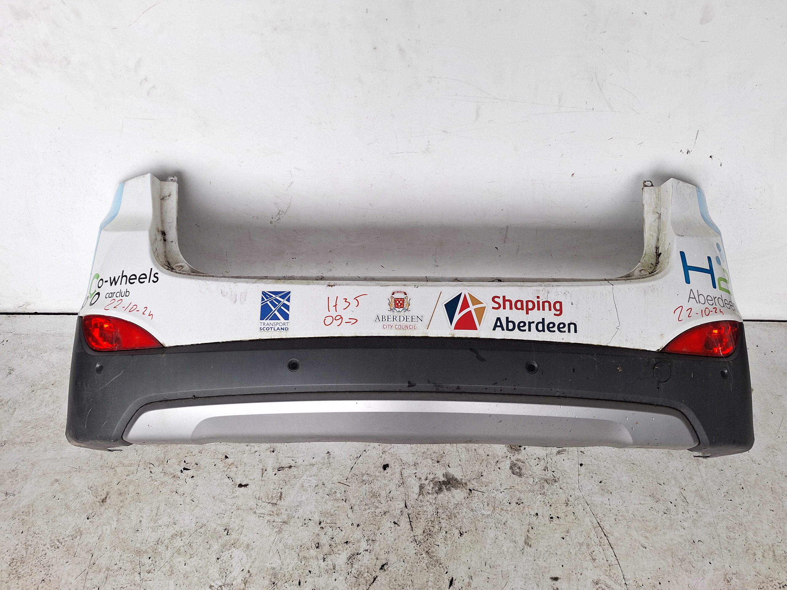 HYUNDAI IX35 09-15 bumper rear part + sider + PDC