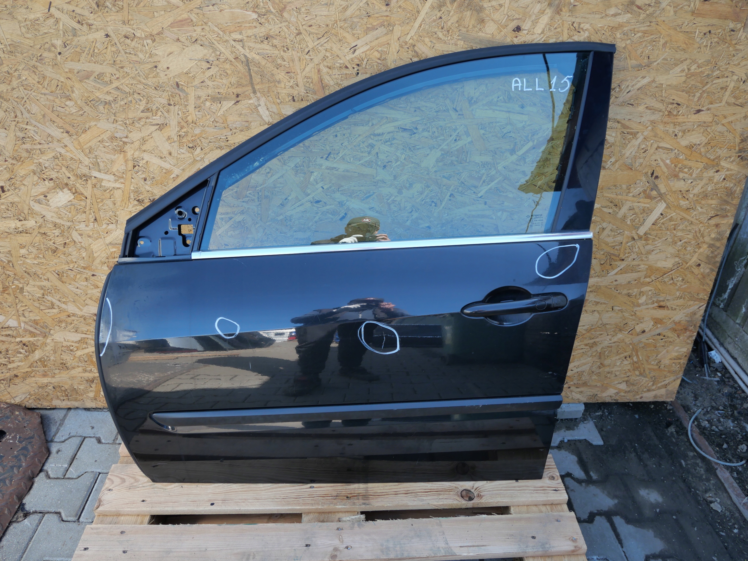 door left front RENAULT LAGUNA III 3