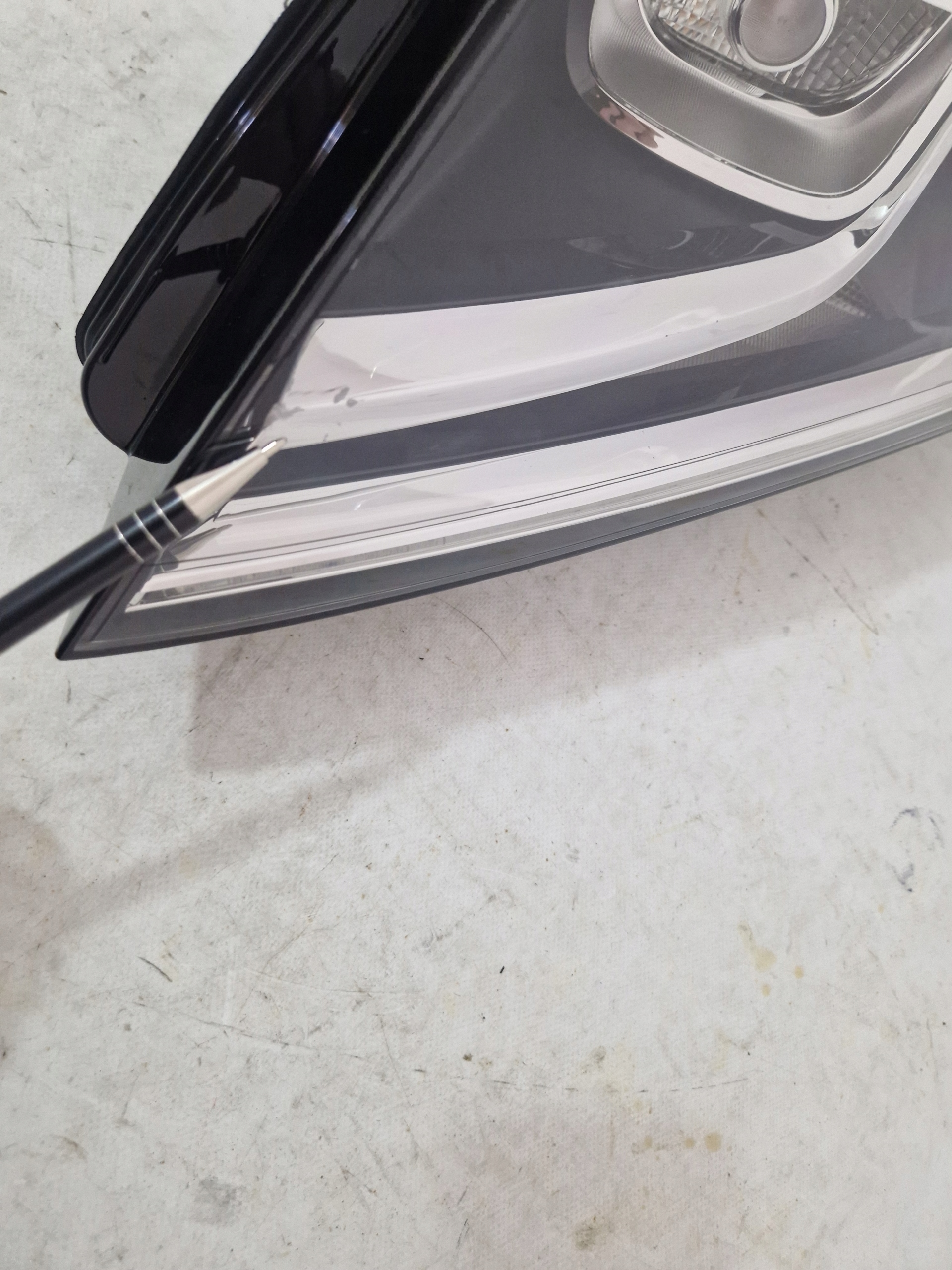 light left front front EU VOLKSWAGEN TOUAREG II 2 LIFT 7P 7P1941033A LED