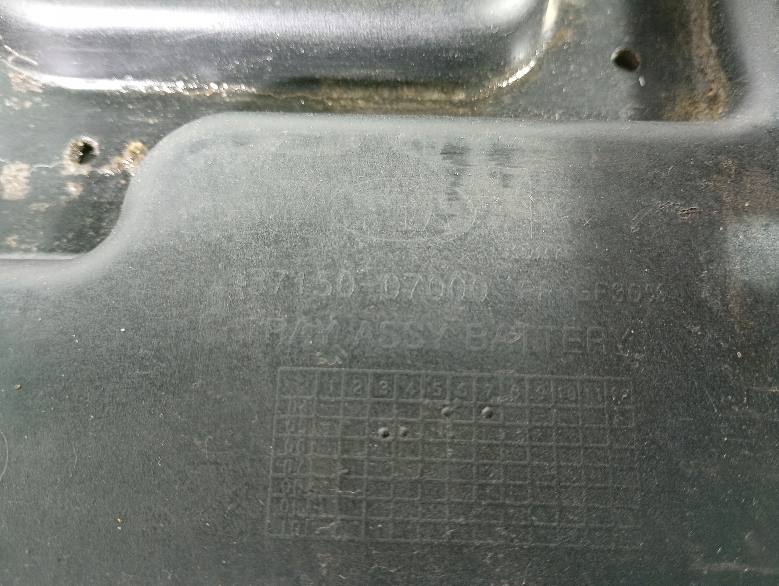 Kia Picanto 1 e 04-11 Porta per batteria OE 37150-07000