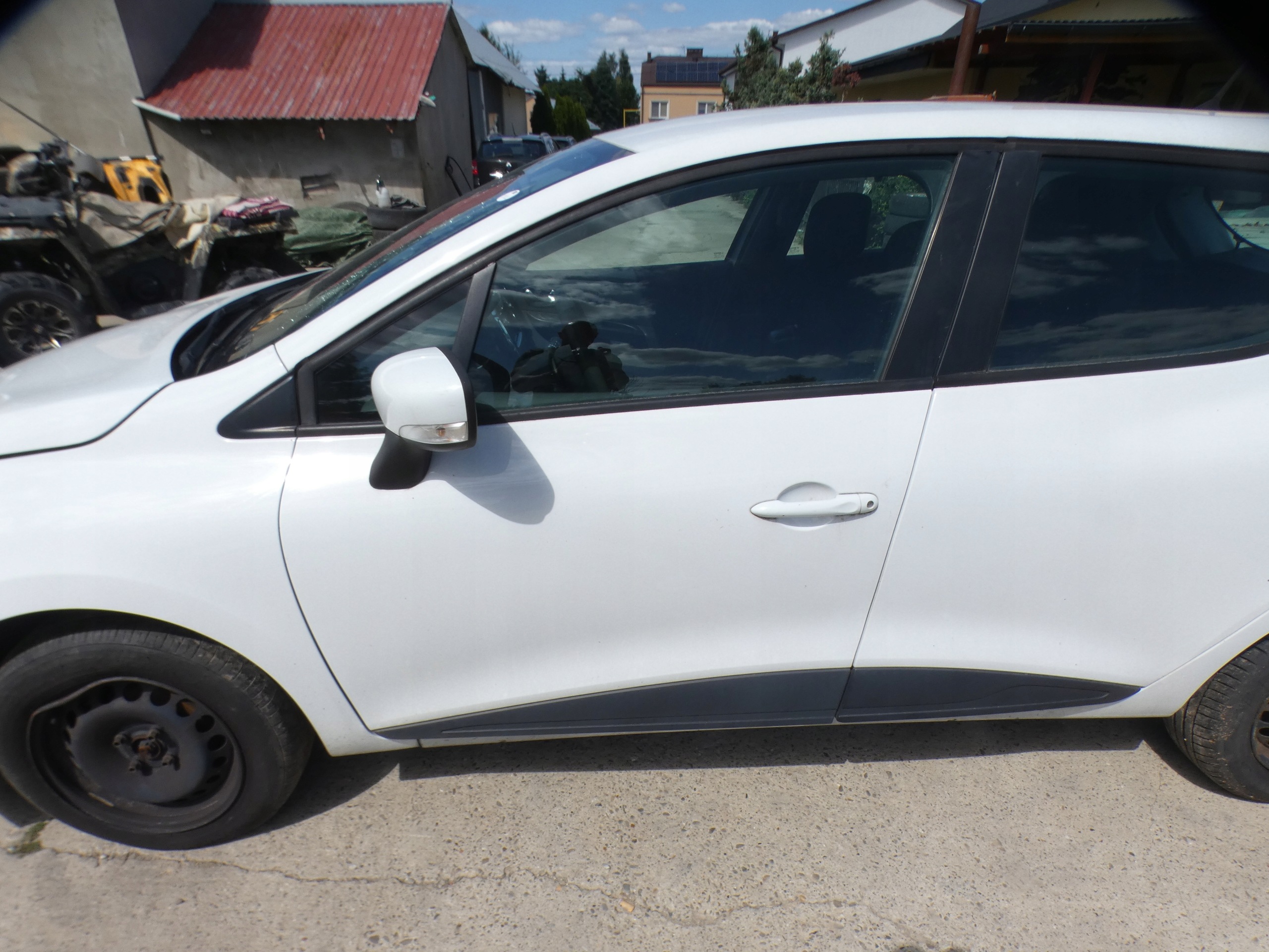 RENAULT CLIO IV tür links heck HB DV369