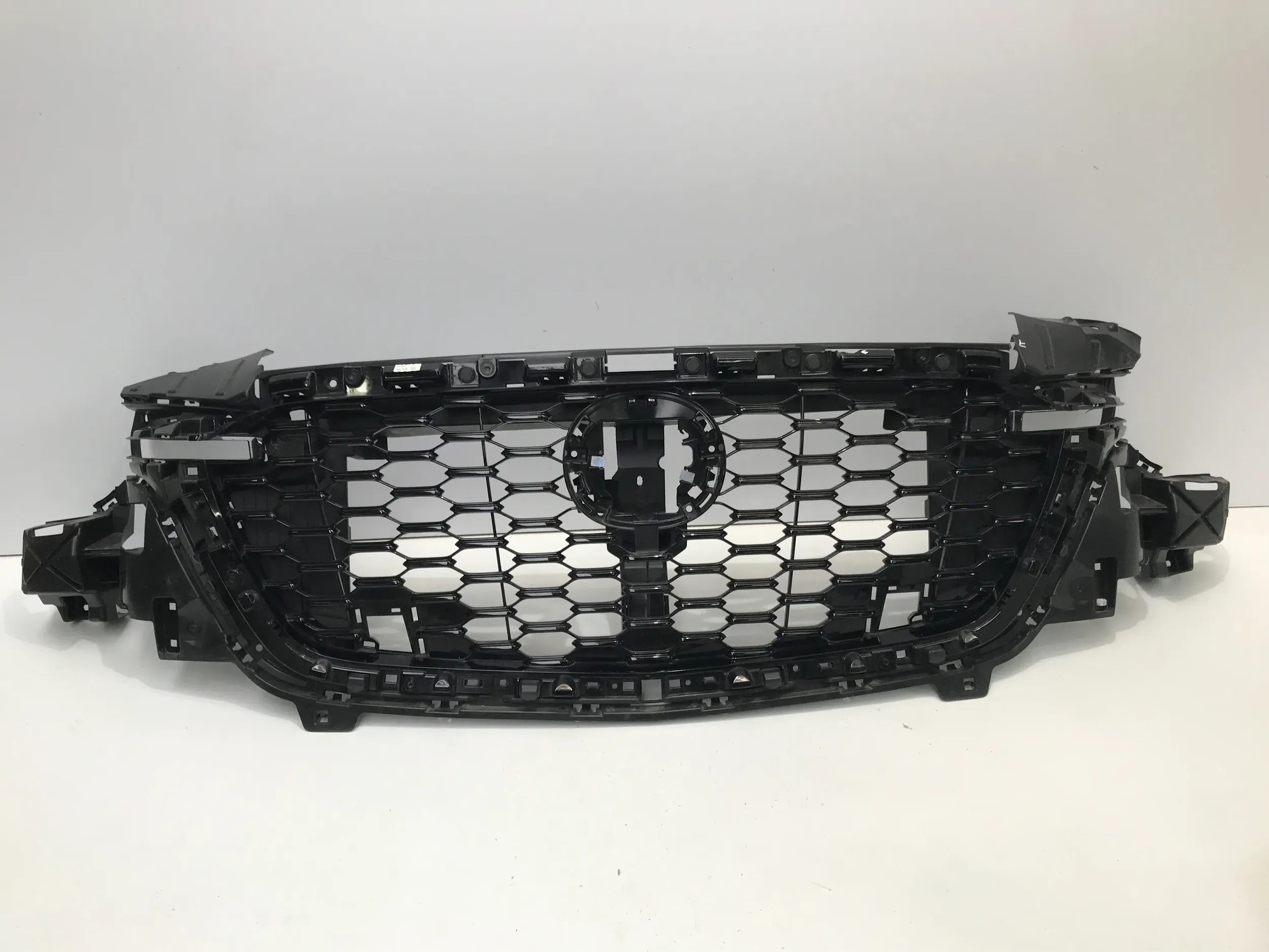 MAZDA CX-60 CX60 ATRAPA CHŁODNIC GRILL ZDERZAKA PRZÓD KPE6-50711 KBB3-50712
