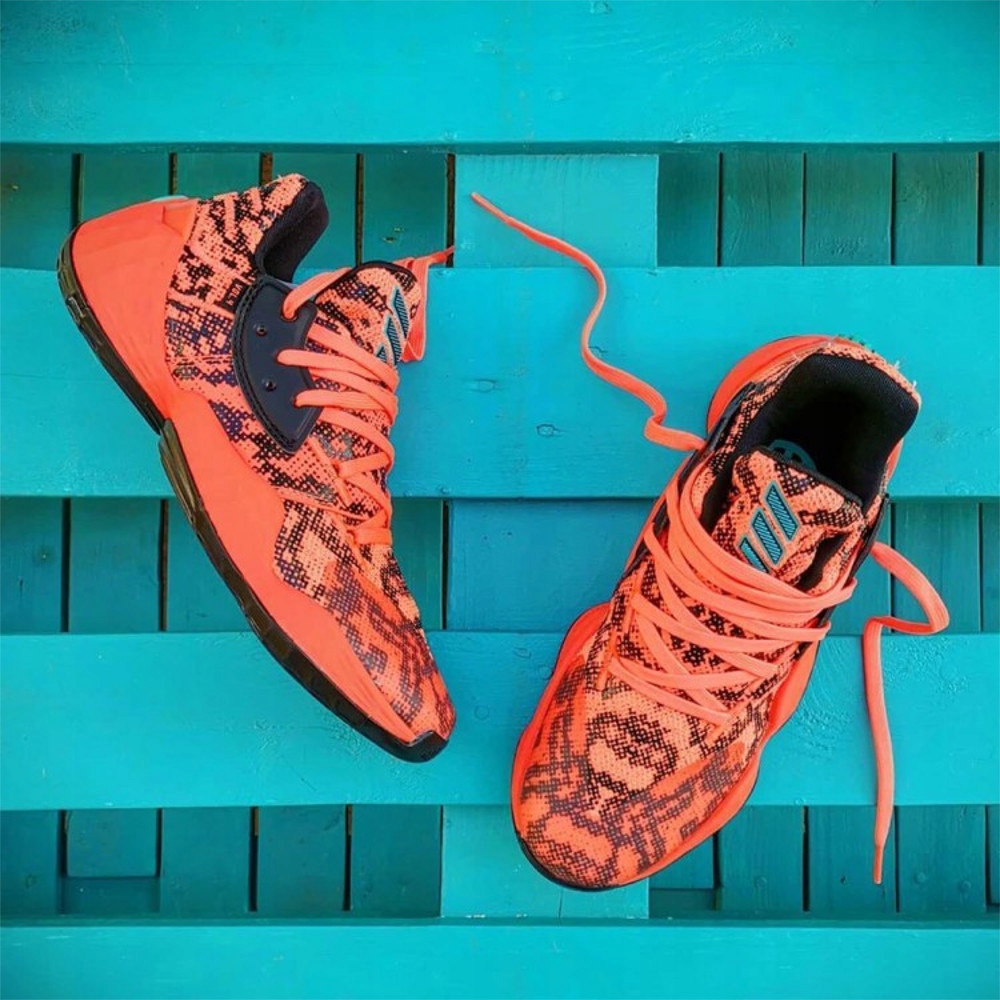 ADIDAS HARDEN VOL.4 LIGHTSTRIKE Model HARDEN VOL.4 LIGHTSTRIKE GILA MONSTER