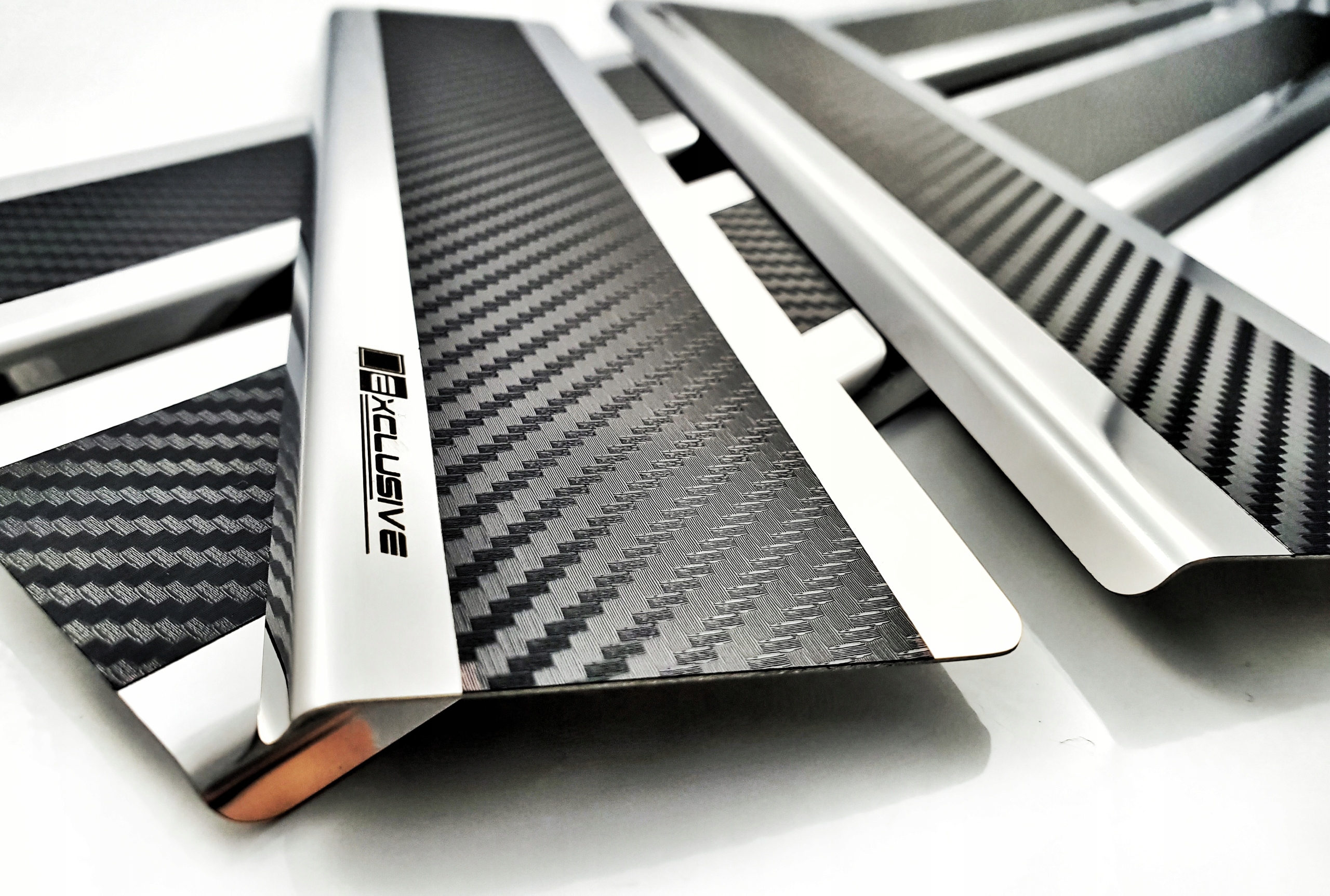 Dodge Caliber накладки на пороги пороги молдинги порог