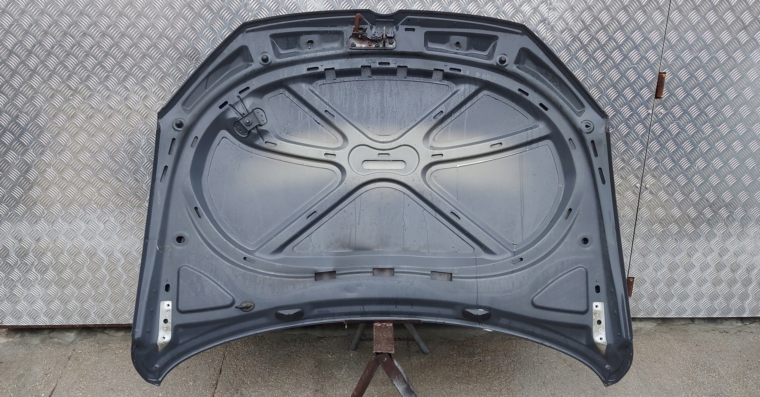 Capot VW PASSAT B7 LAK: LI7F