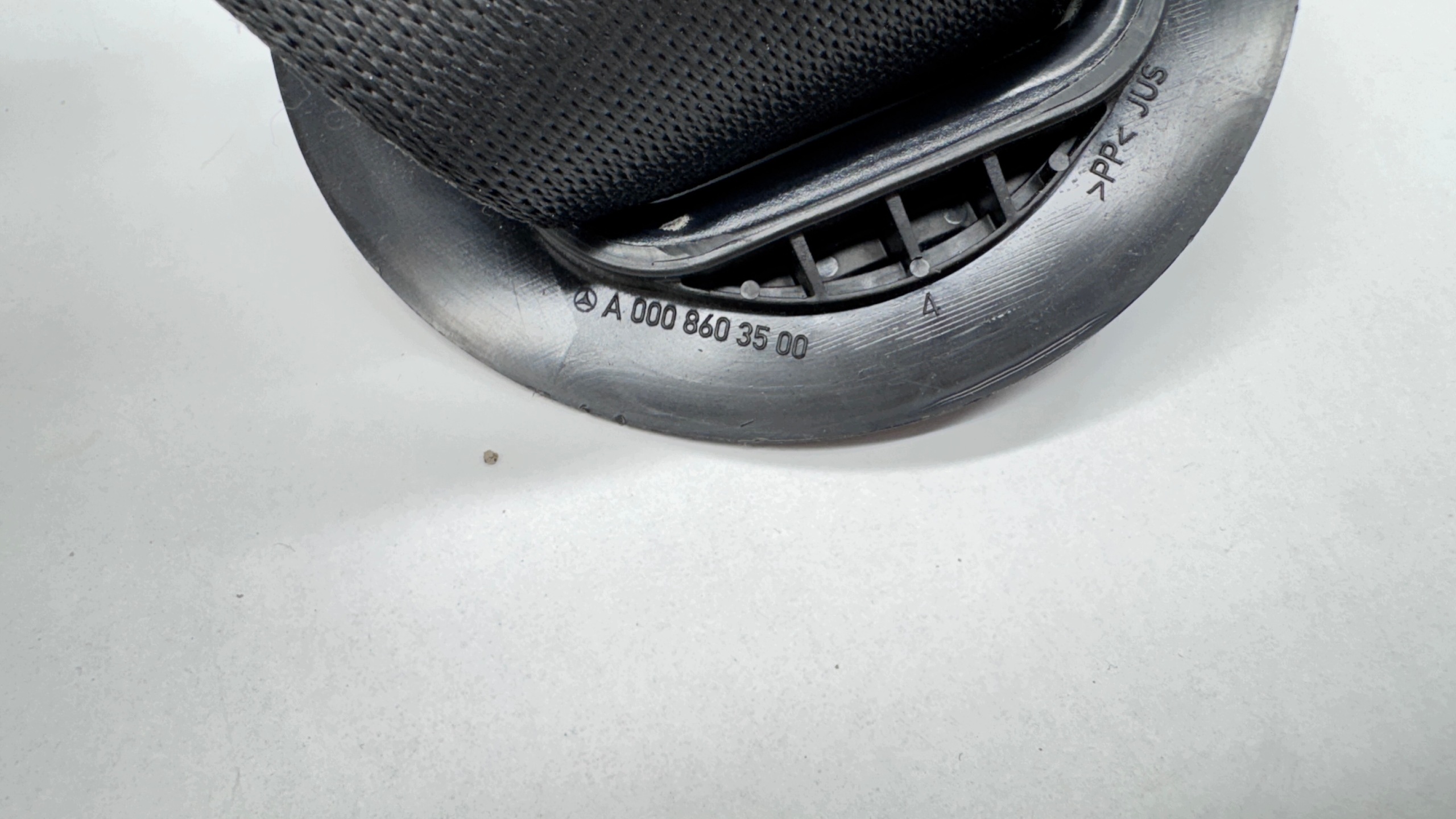 MERCEDES W118 W177 napínací pás bezpečnostní levý předek přední A1778600700