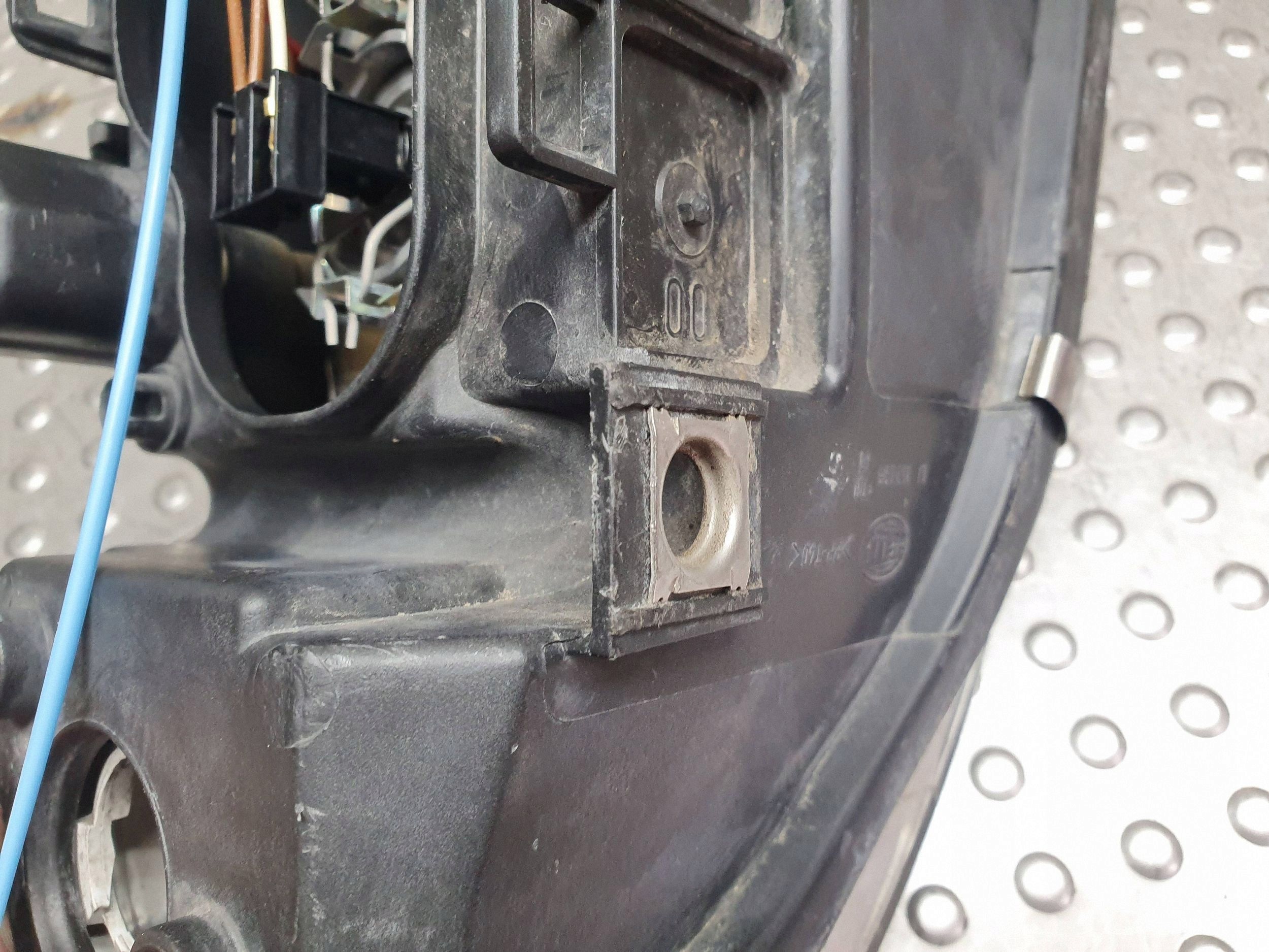 light REFLEKTOR left front lens AUDI A3 8L LIFT EUROPA NIE KLEJONA