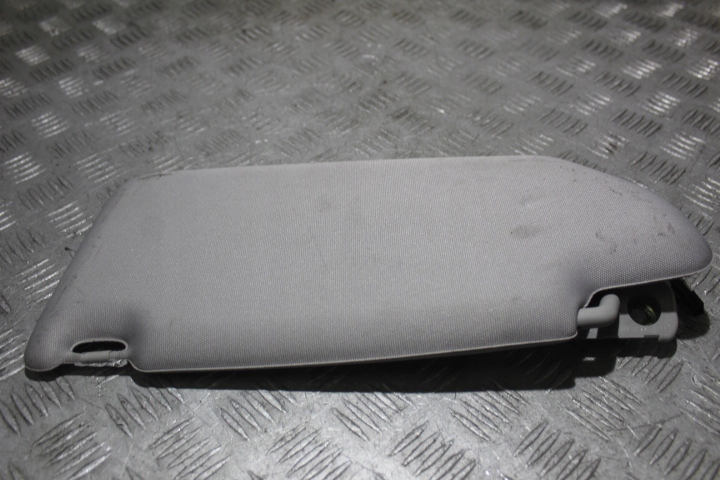 OSŁONA PRZECIWSŁONECZNA PRAWA VOLVO XC90 I Producent części Volvo OE