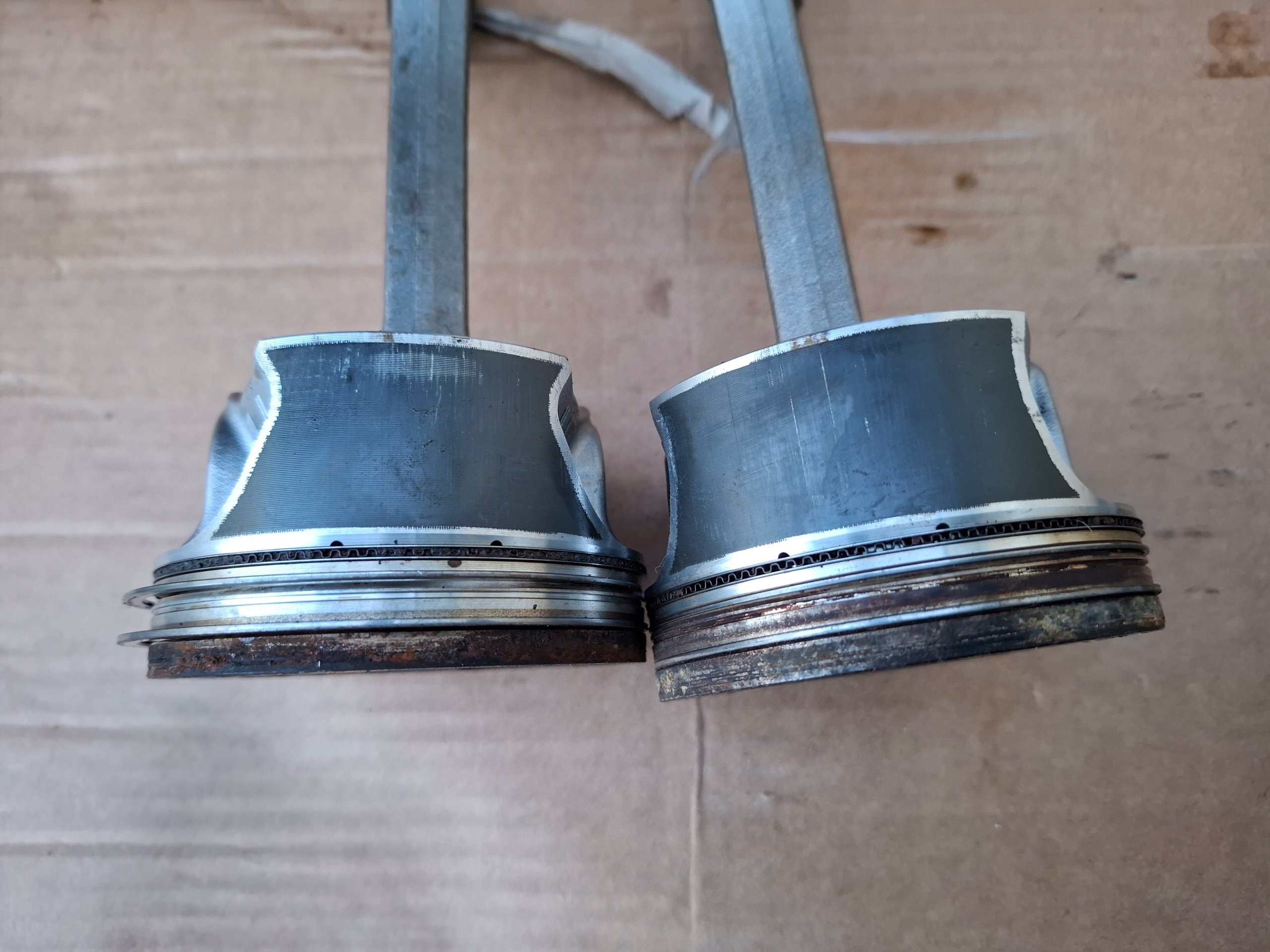 piston connecting rod AUDI RS6 C8 23r 4.0 TFSI DYG 0P2065K