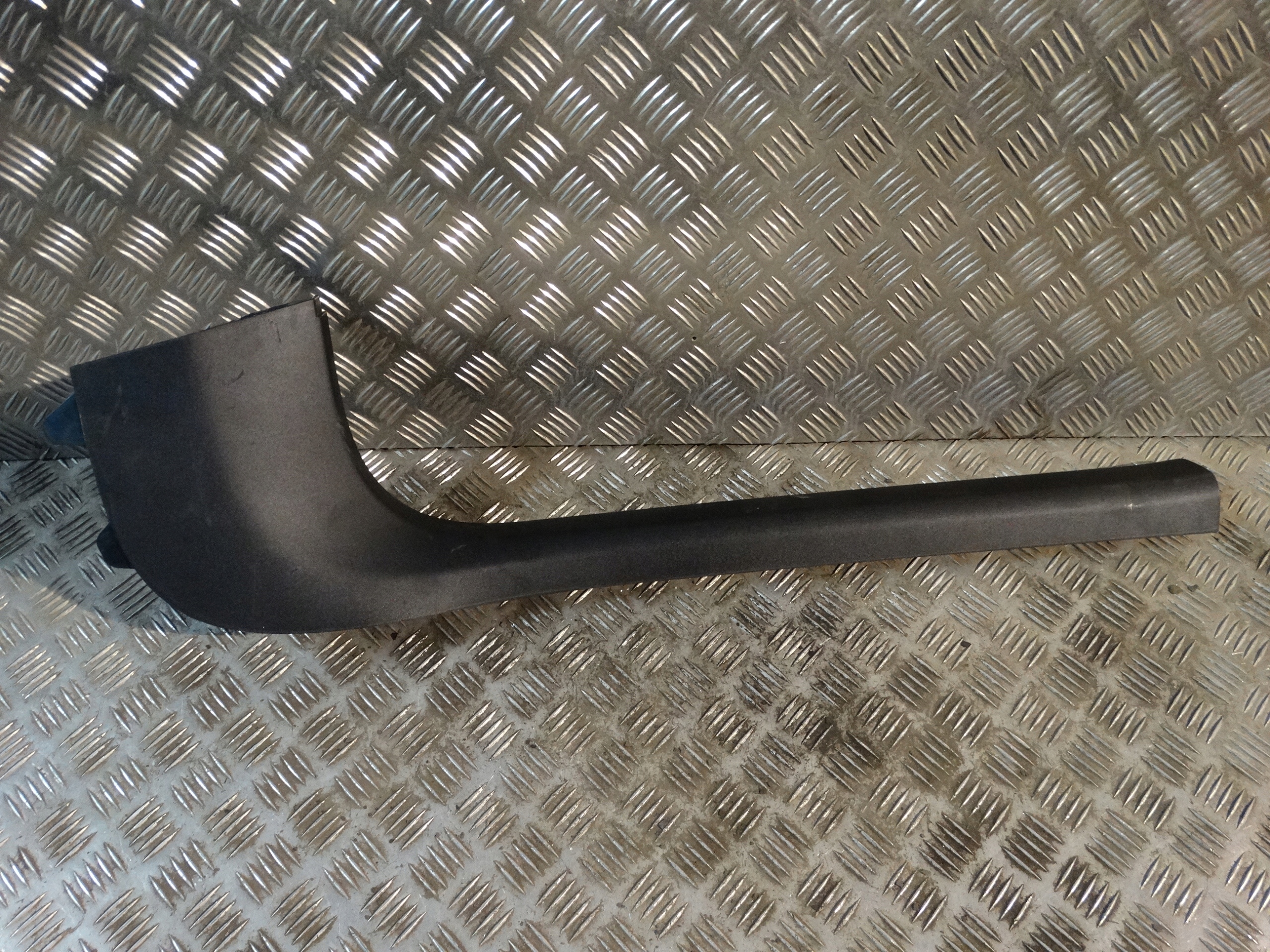 moulding cap threshold right MERCEDES SL W232 1