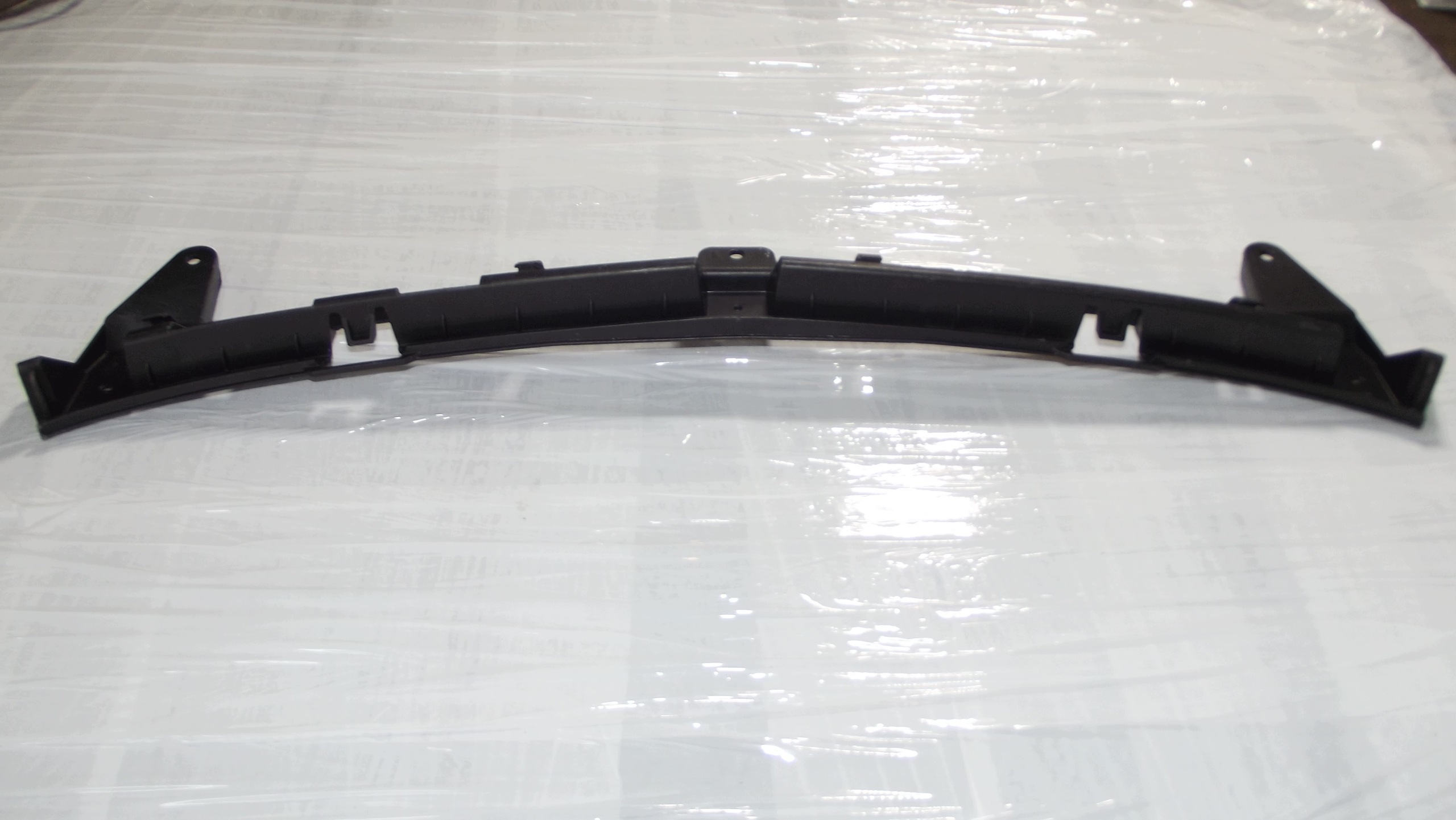 Opel Corsa D bumper bracket rear part 13179908