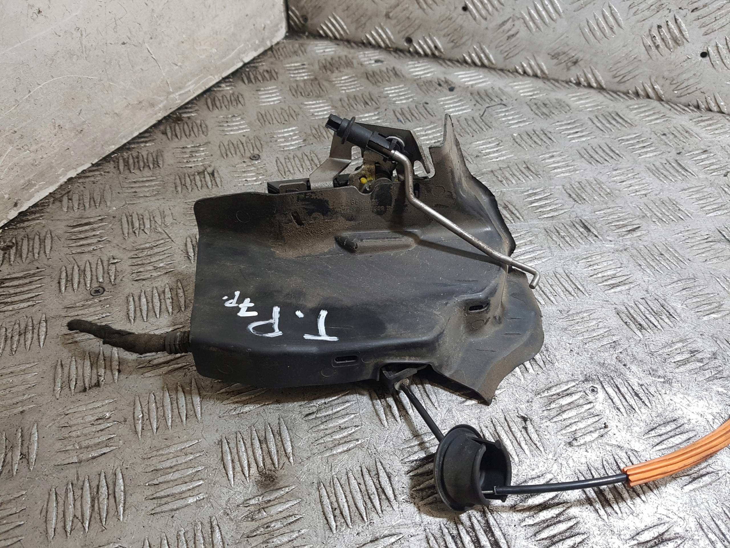 lock door right rear part rear AUDI A4 B6 7PIN