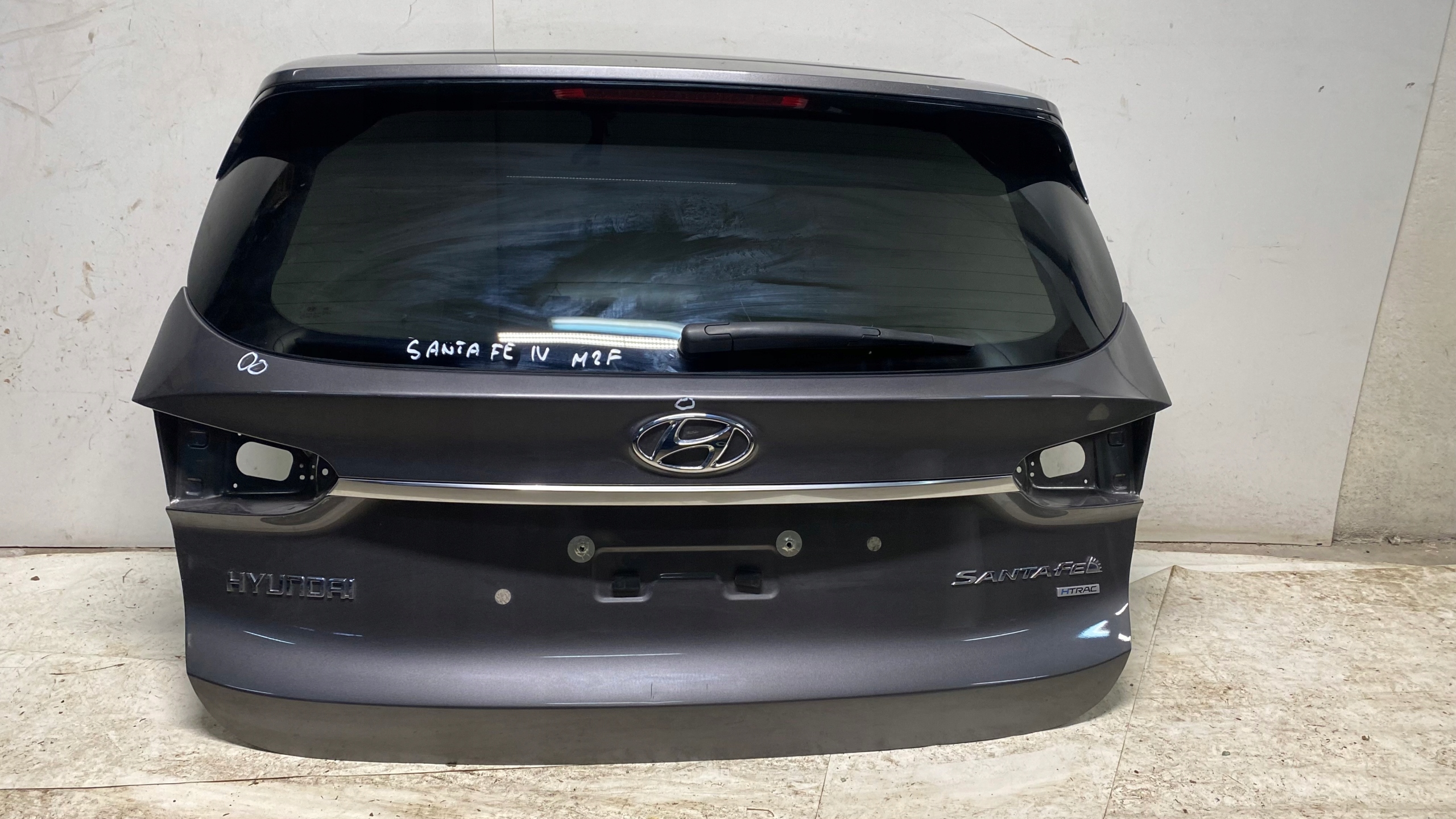 HYUNDAI SANTA FE IV trunk door boot cover M2F 18