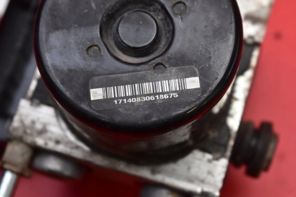 Pompa ABS P05273303AF DODGE CALIBER 1.8 16V 150 KM 06-12