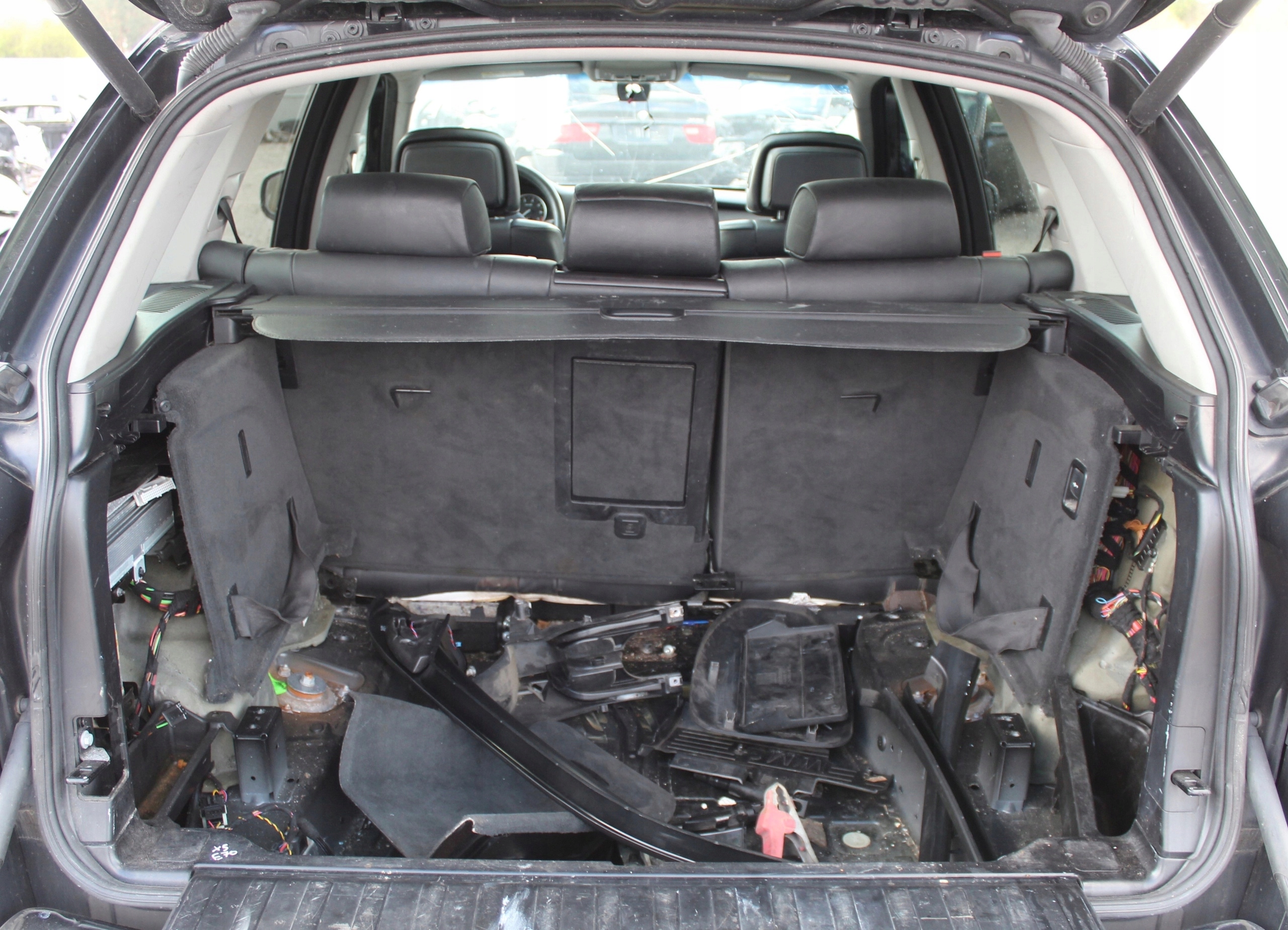 Uszczelka klapy bagażnika BMW e70 X5