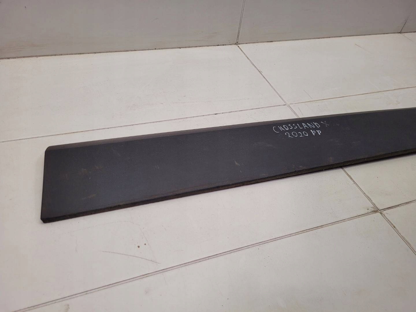 moulding door front right side Opel Crossland X 2019 13482097
