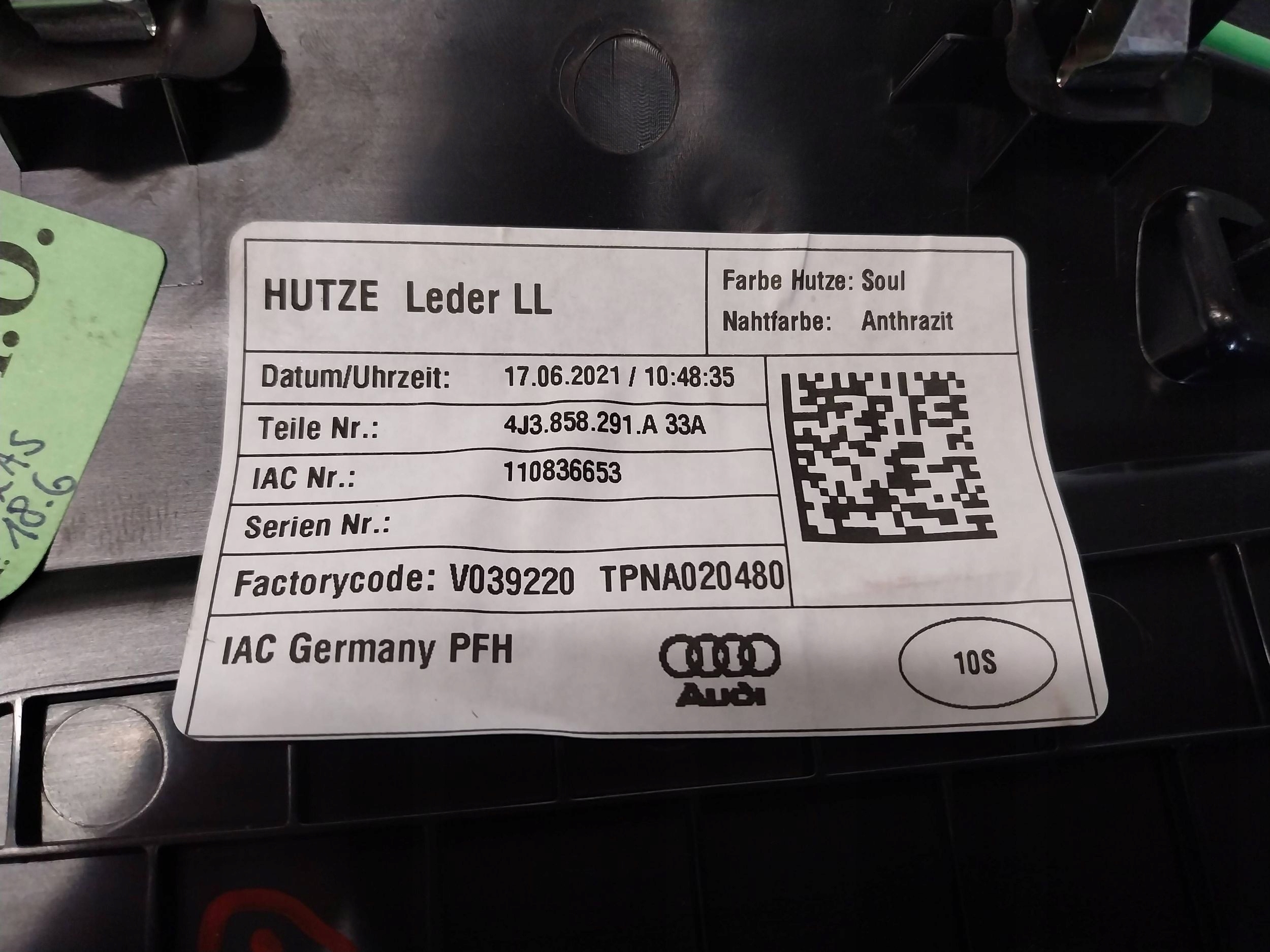 Sonnenblende Blende Abdeckung des Kombiinstruments 4J3858291A AUDI E-TRON GT