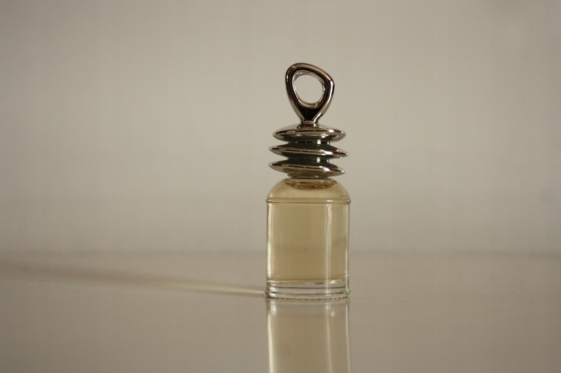 PERFUMY KOLEKCJONERSKA MINIATURA NAF NAF GRAFFITI EDT (5 ML)