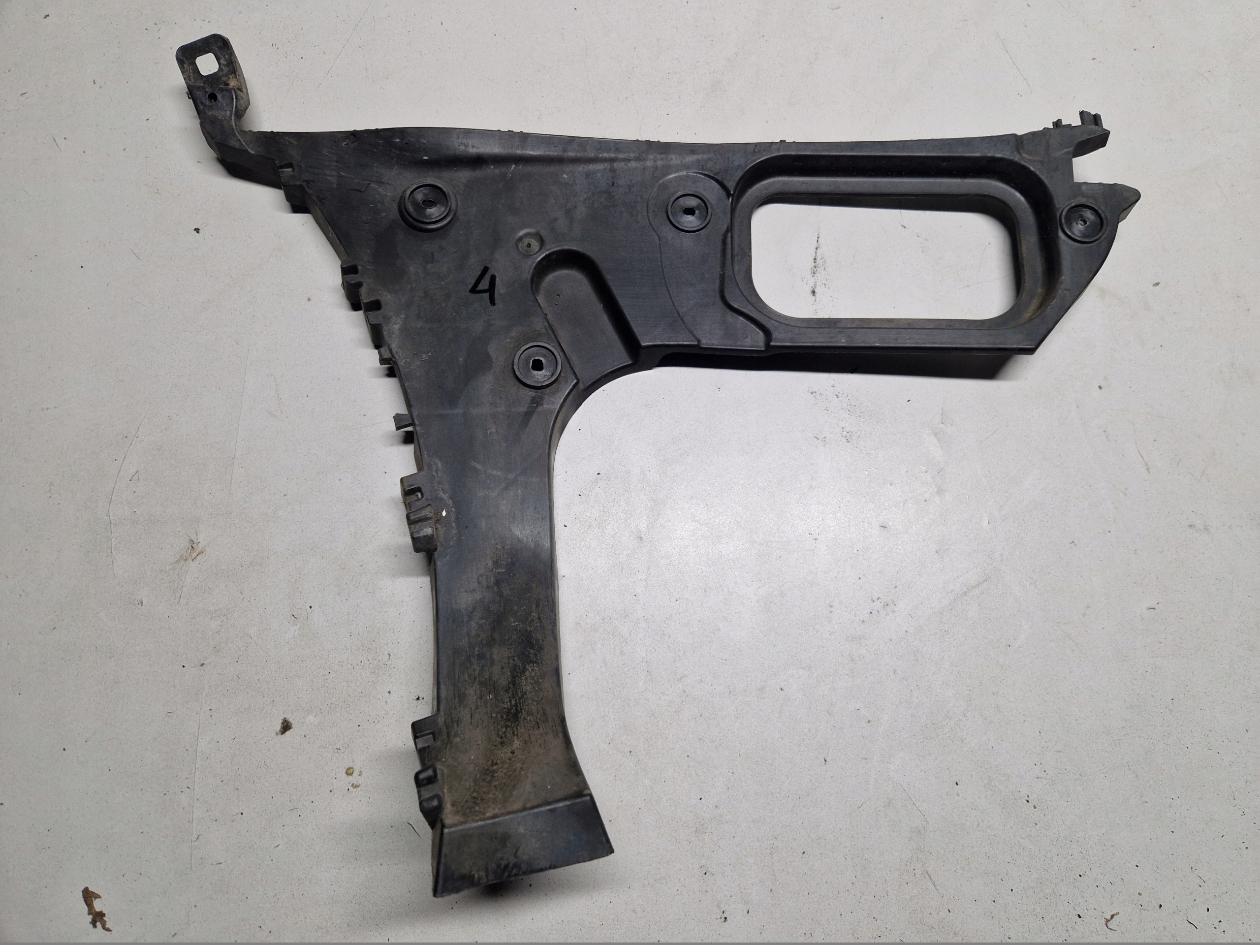 AUDI Q7 4L bumper bracket right rear part rear 4L0807454A