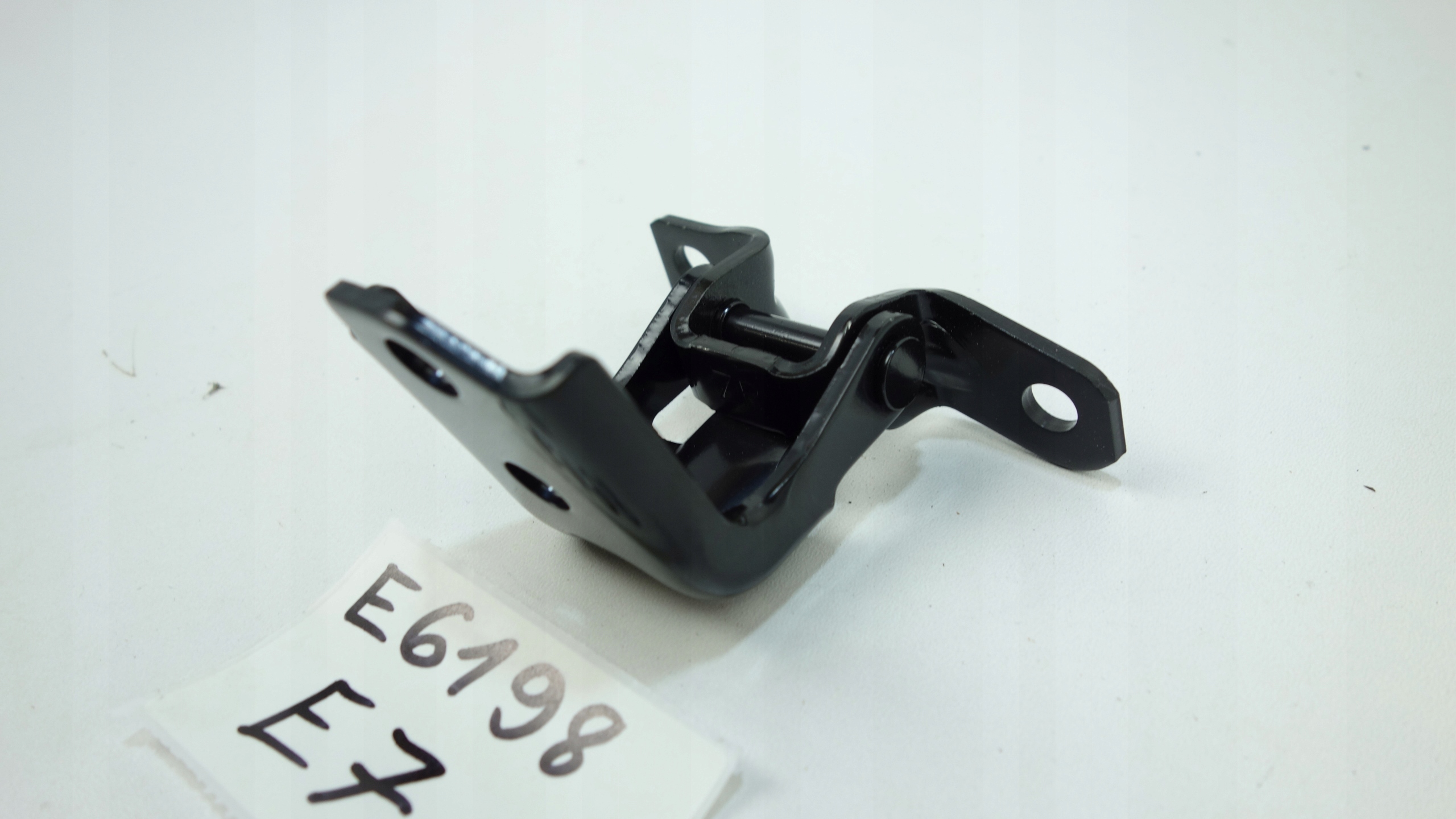 limiter door left rear part MAZDA 2 III DL,DJ 2015- D09L73240