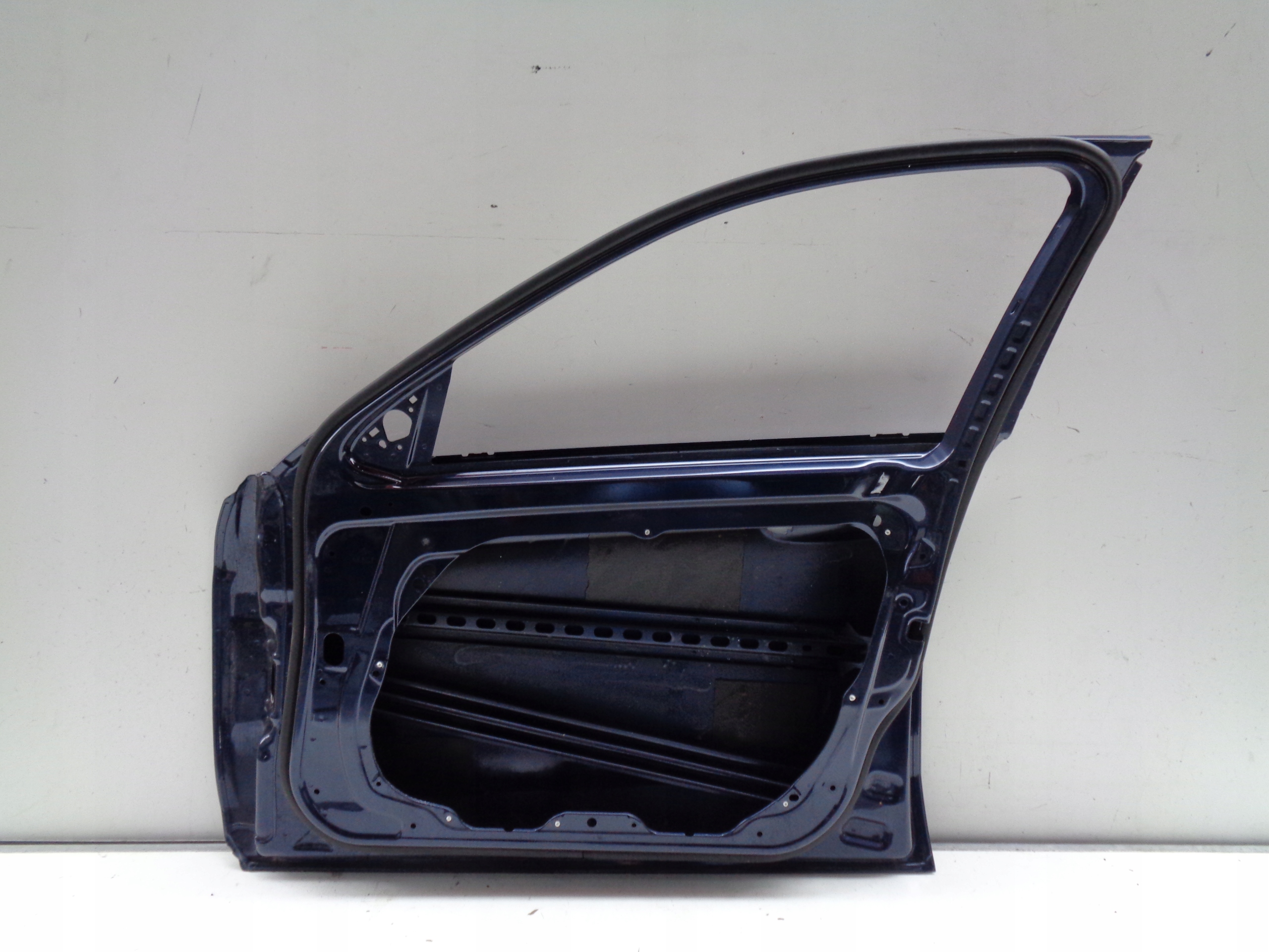 door right front MERCEDES E-KLASA W212 09