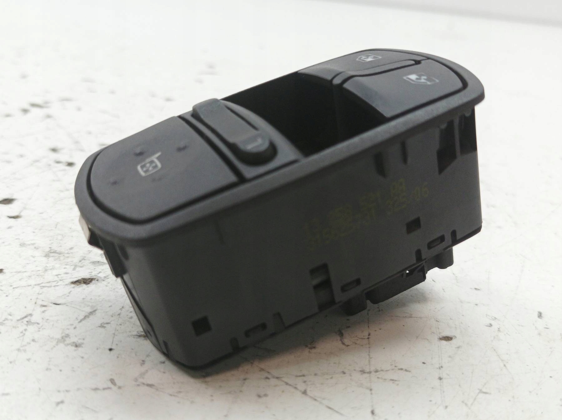 window control switch left front 13258521 Opel Corsa IV (2006-2014) D