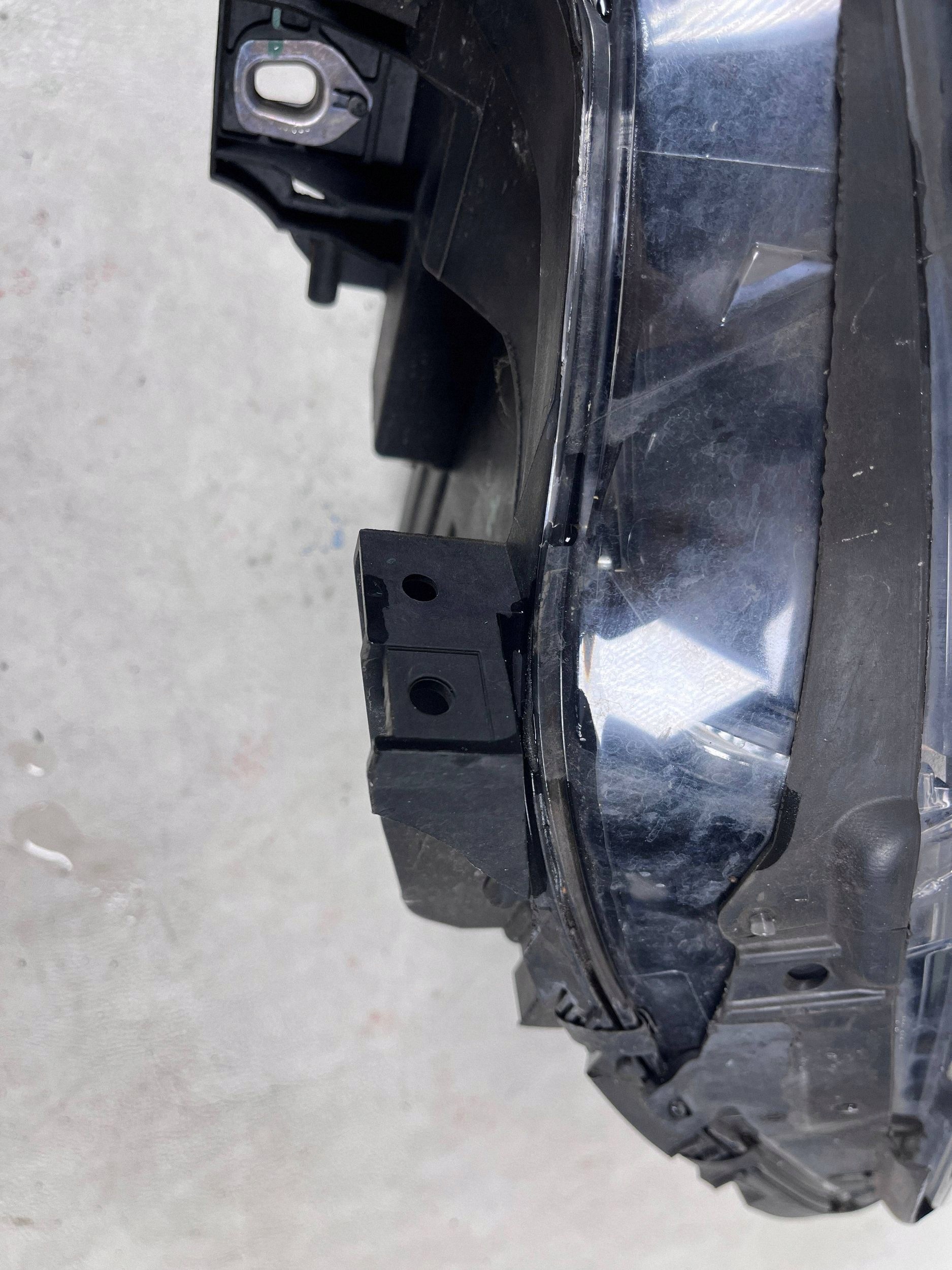 Mercedes B W246 11- light left front front