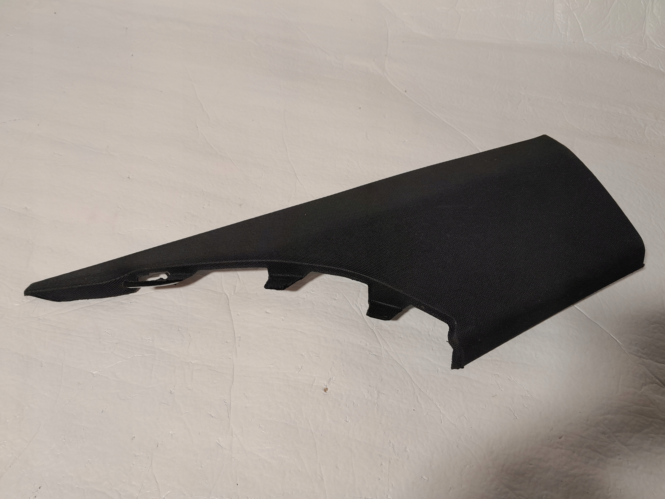 AUDI A4 B9 side cover SLUPKA 8W5867245