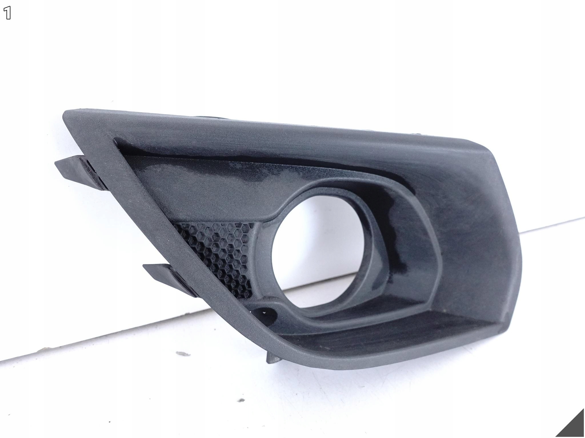 OPEL CORSA E V 14-19 grid grille intake frame fog lights W bumper front left