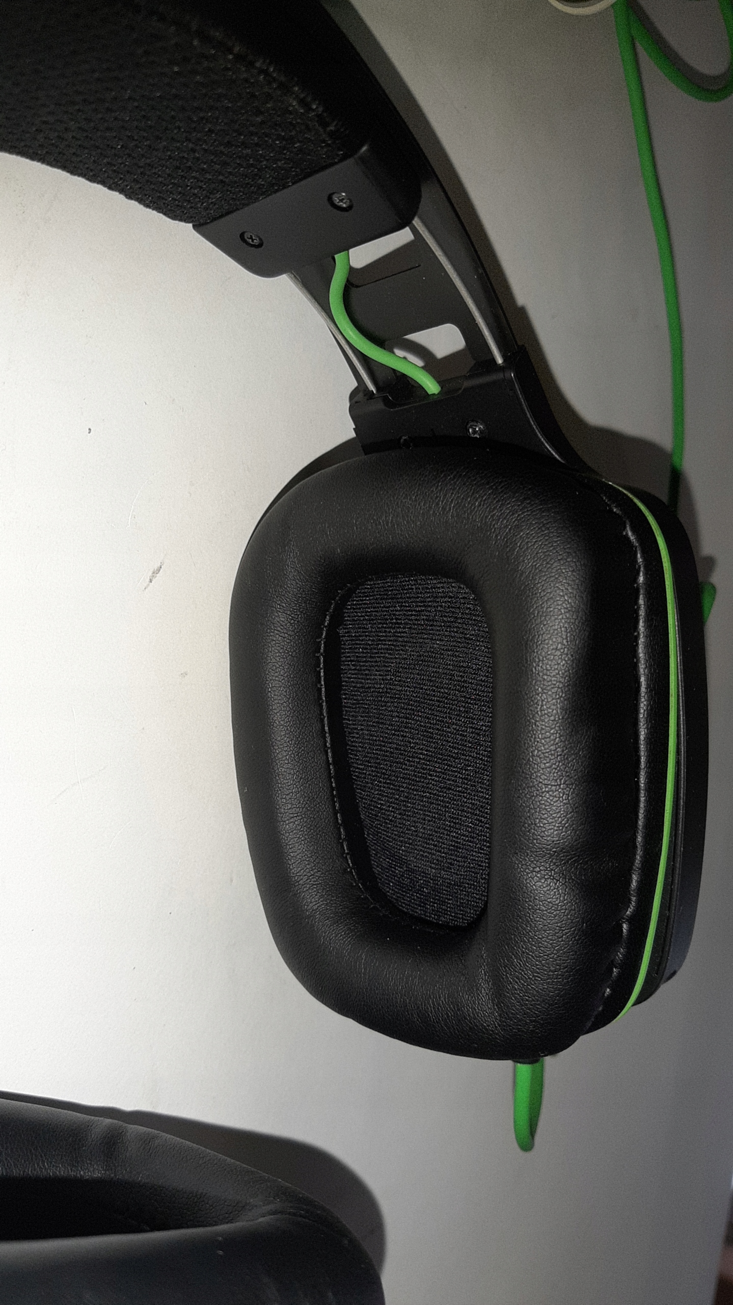 Słuchawki nauszne Razer Electra V2 USB 7.1 Kod producenta RZ04-02220100-R3M1