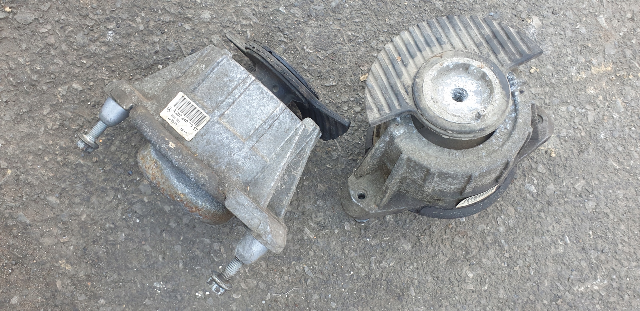 engine mount MERCEDES E COUPE W207 180-250 CGI petrol OE