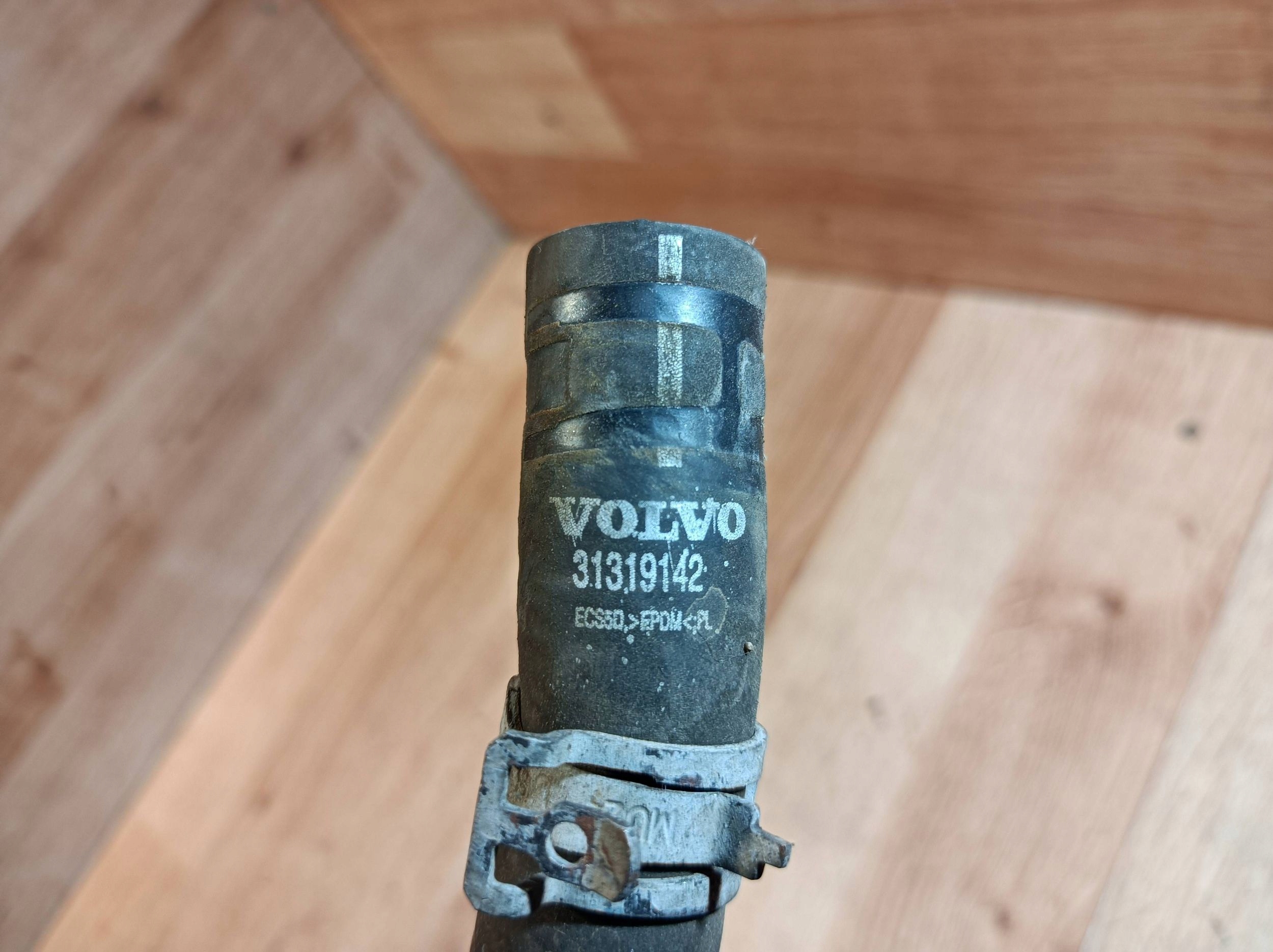 wiring / hose radiator Volvo V40 d2 1.6 D 2014 31319142