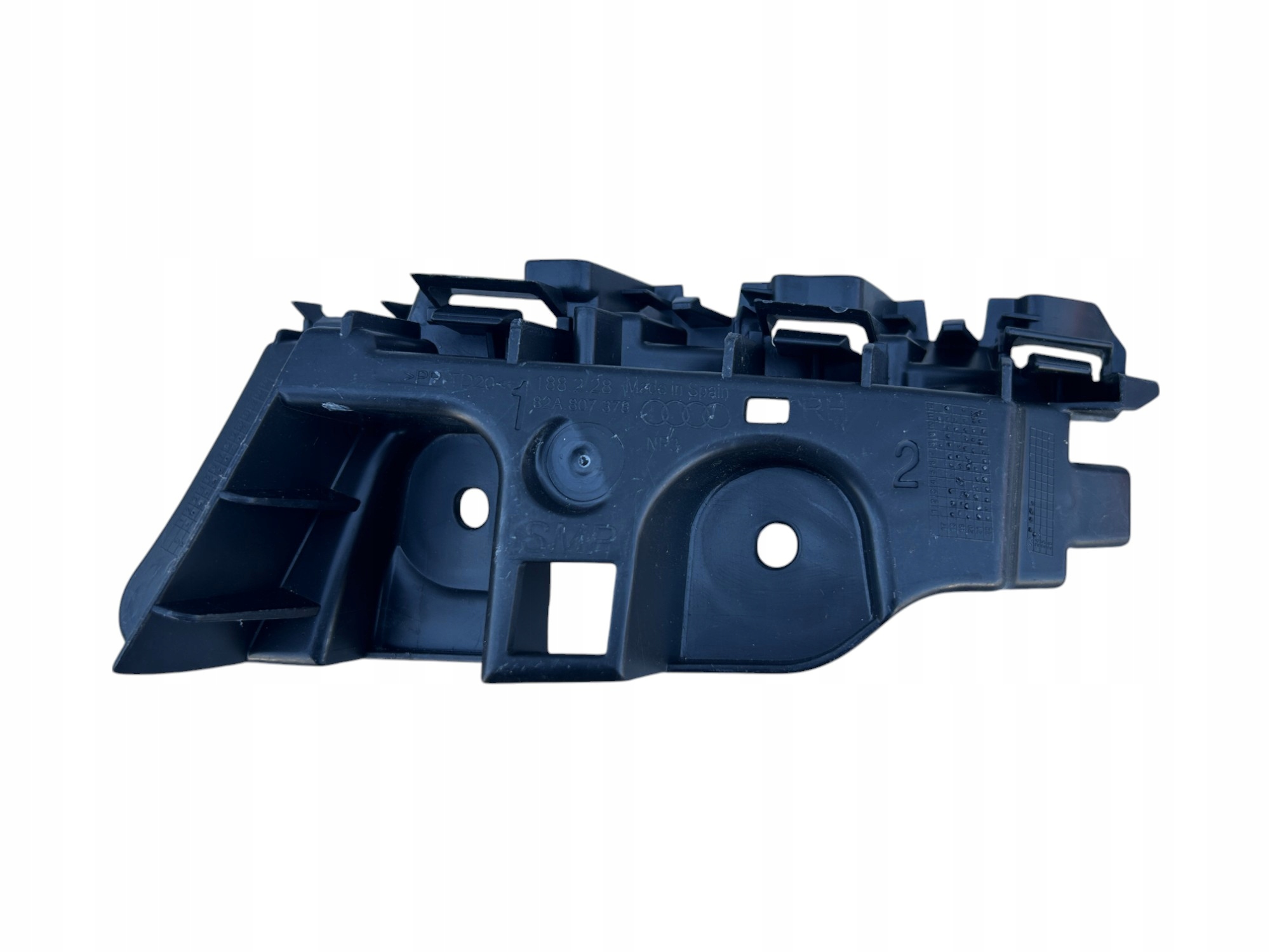 bumper bracket right rear part AUDI A1 II 82A 82A807378