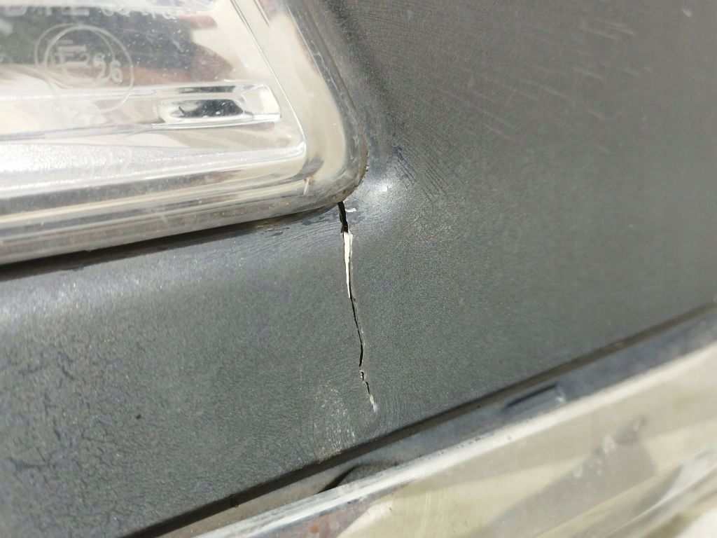 Citroen C5 II 2 X7 nárazník předek přední