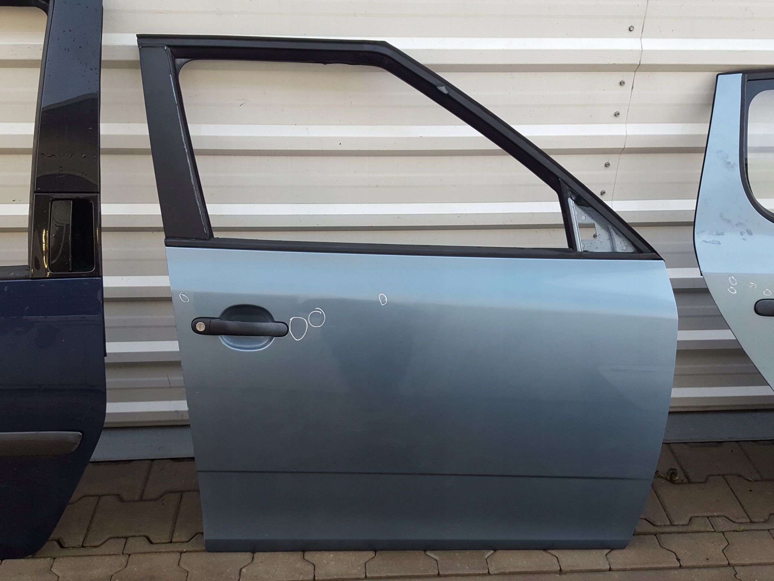 ШКОДА FABIA 2 II 07-14r ДВЕРІ ПРАВЕ ПЕРЕД