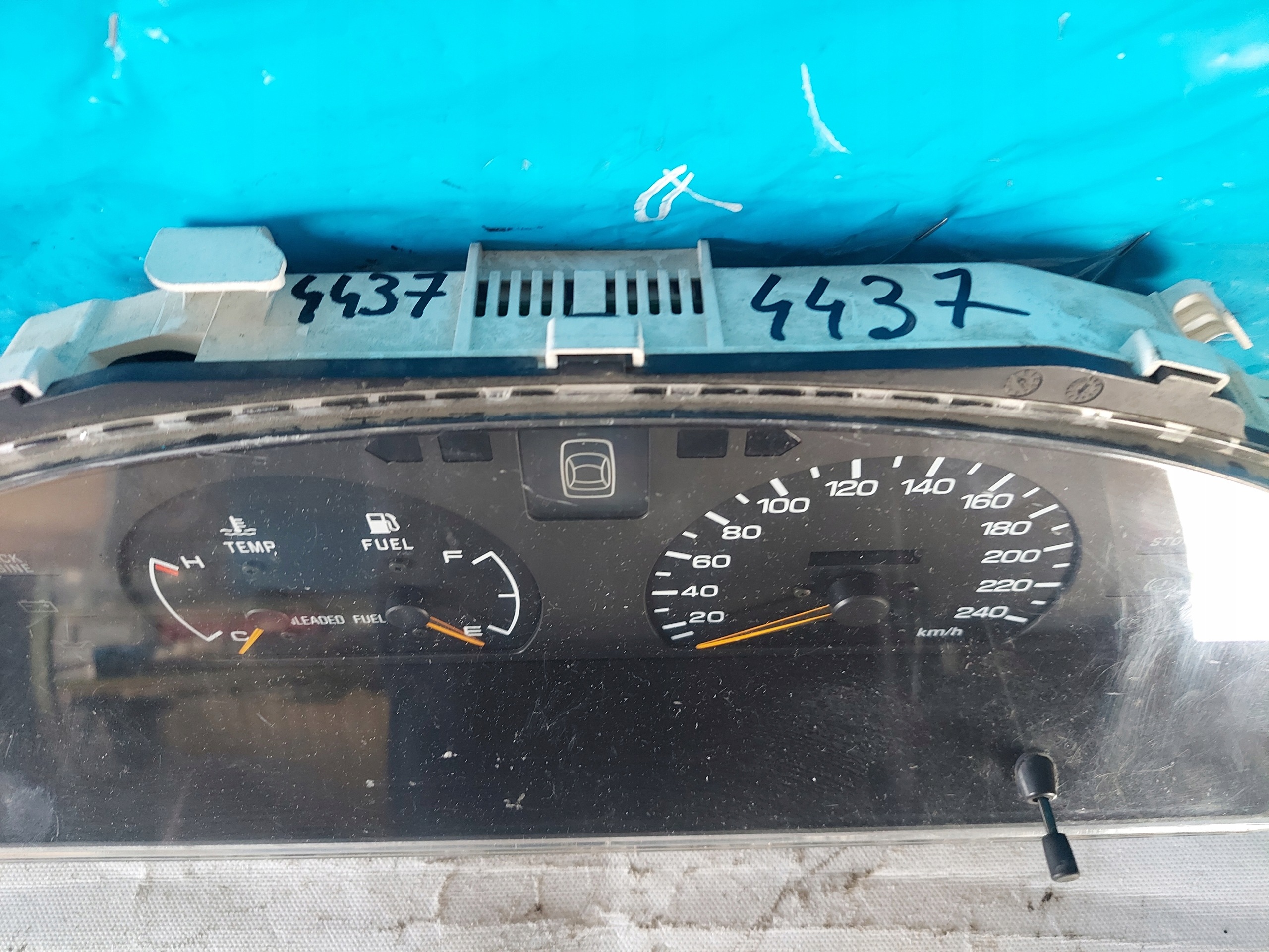 dials clock SUBARU LEGACY 85012AA300