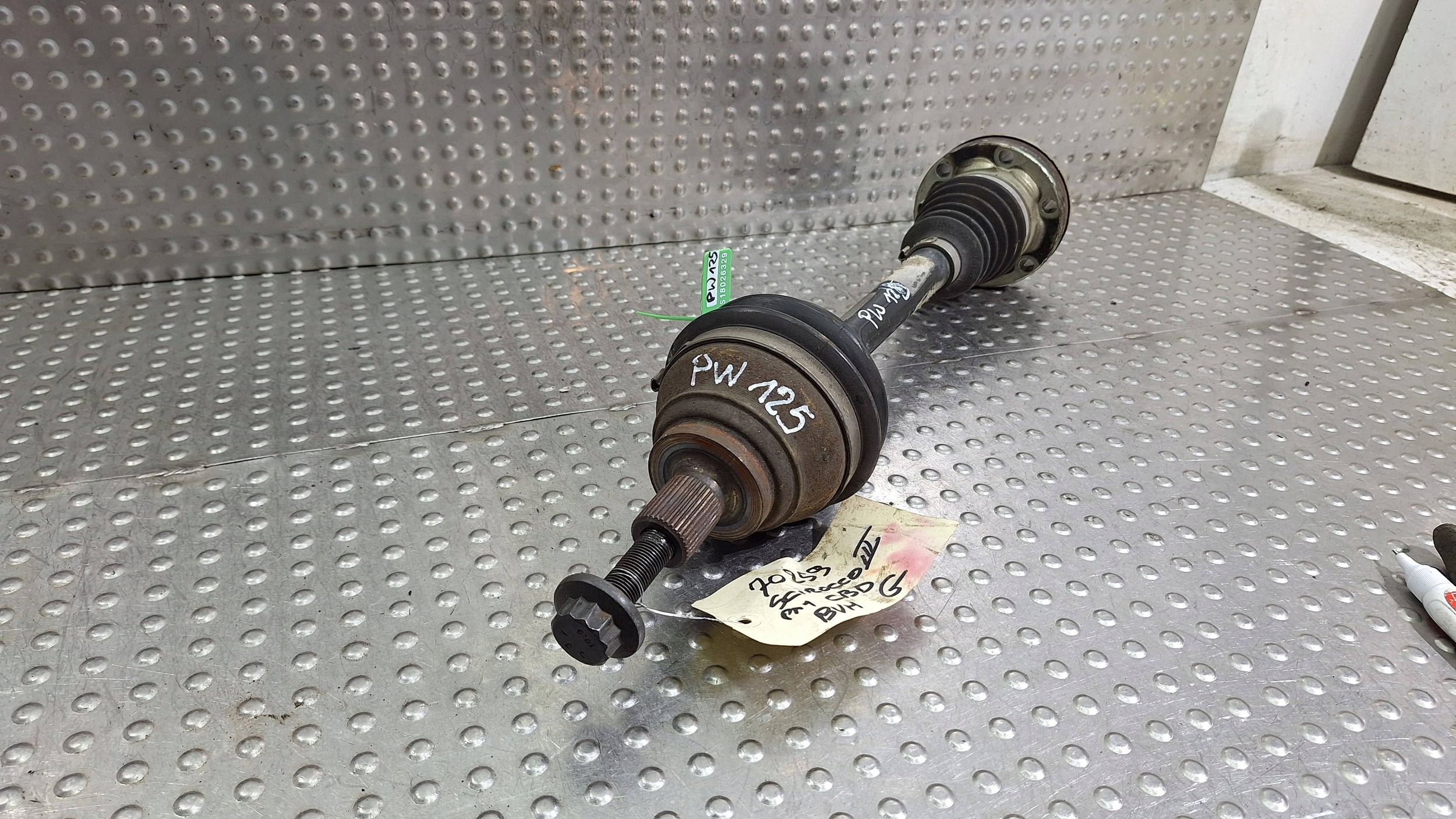 semi-axis left front 1K0407271HM AUDI A3 8P VW SCIROCCO III 2.0 170KM 08-17