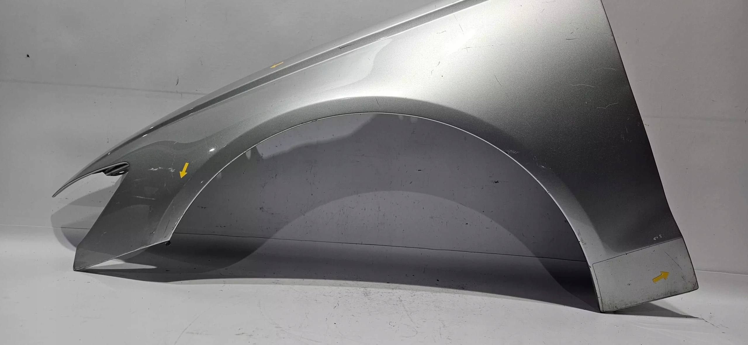 blatník levý předek AUDI A6 C7 4G0 2011-18 originál