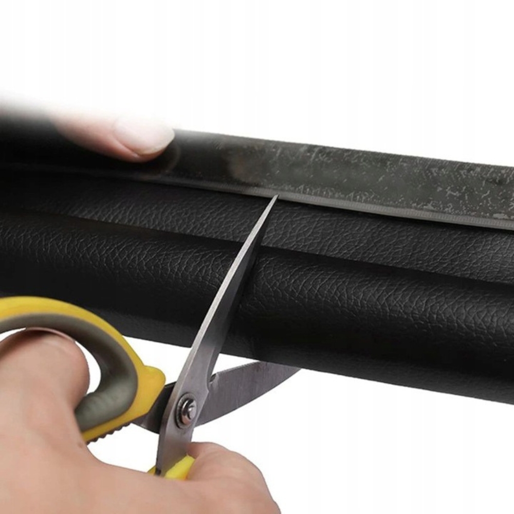 USZCZELKA POD DRZWI SAMOPRZYLEPNA NA PRZECIĄG ANTYPRZECIĄGOWA PIANKOWA Długość (cm) 96 cm