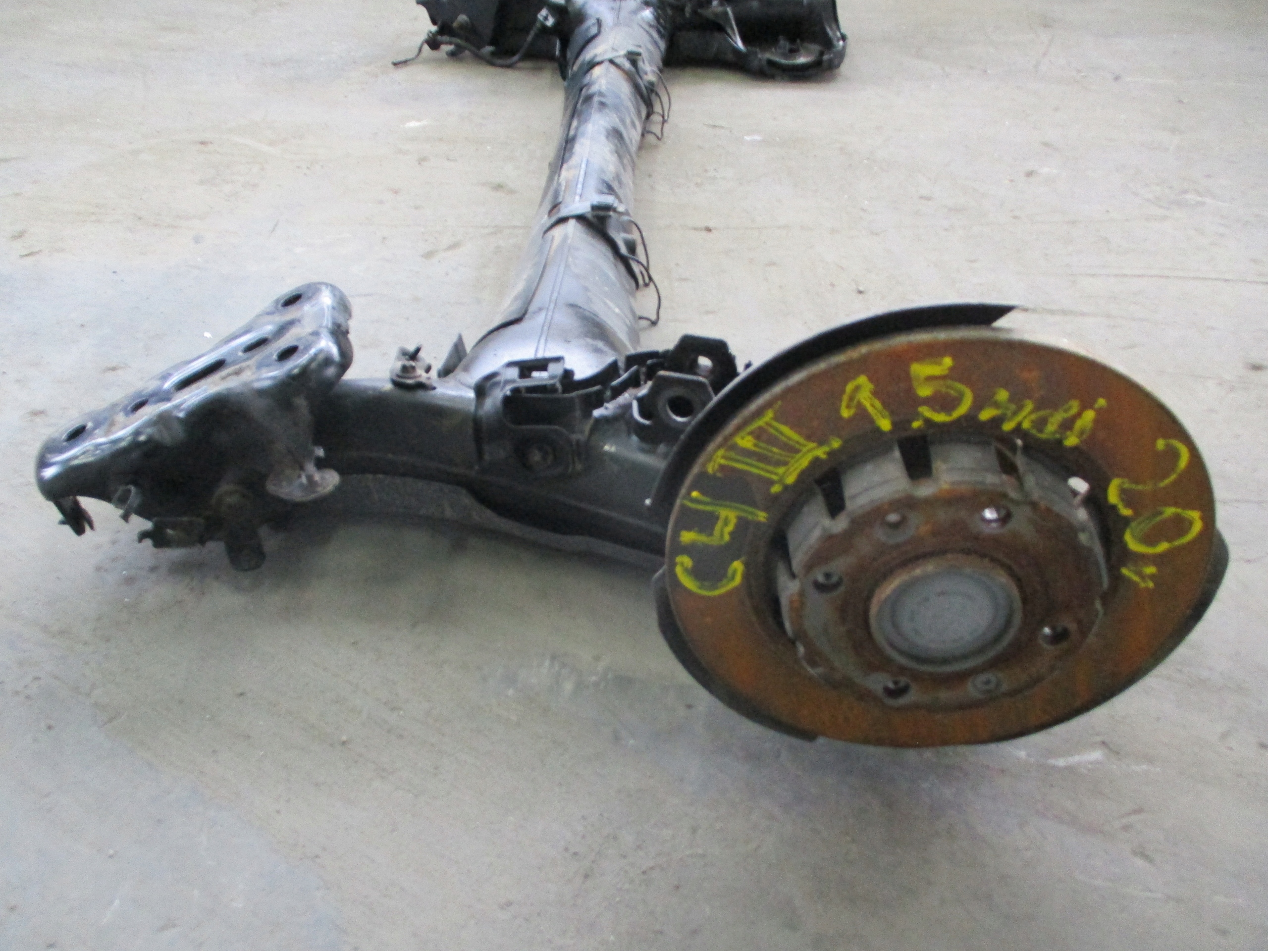 axis rear sususpension CITROEN C4 III 1,5HDI 23R